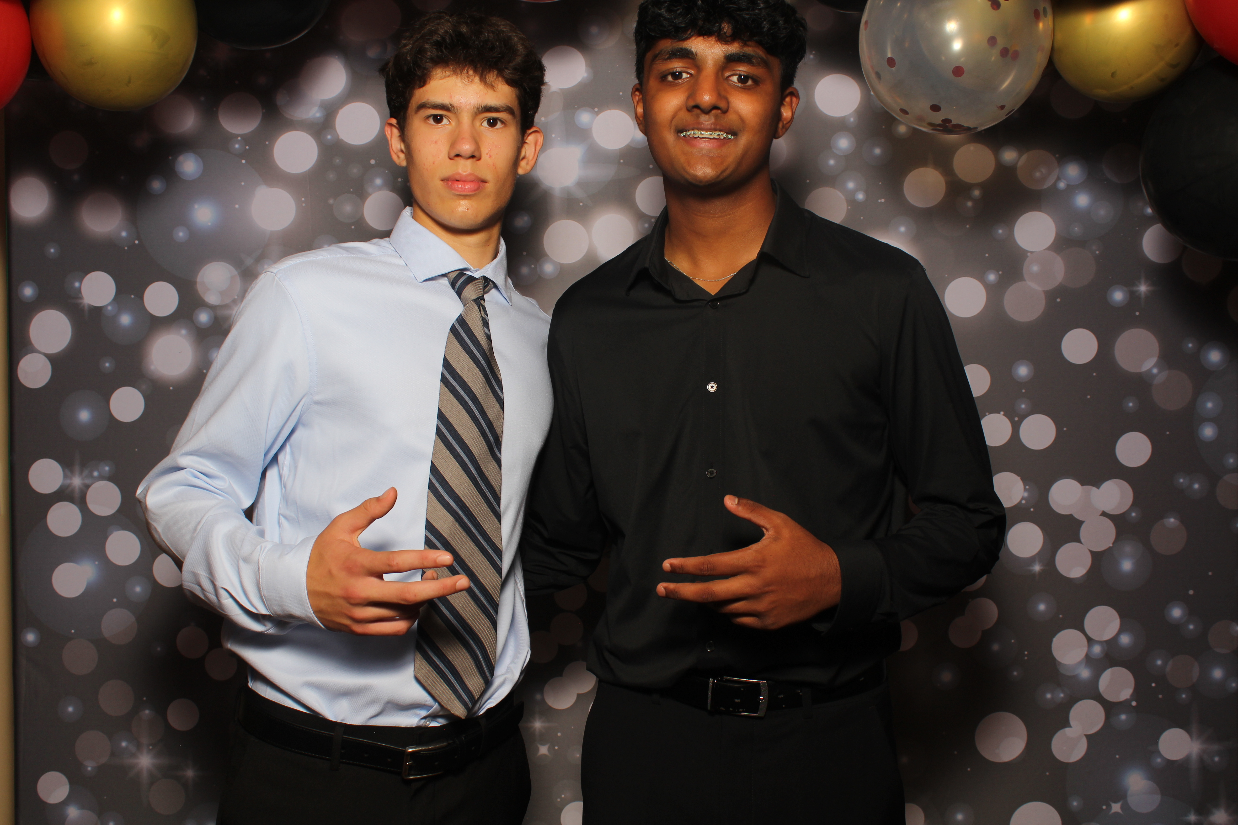 Walnut Hills Homecoming | View more photos from the event at gallery.photoboothcincy.com/u/PhotoBoothCincy/Walnut-Hills-Homecoming-0