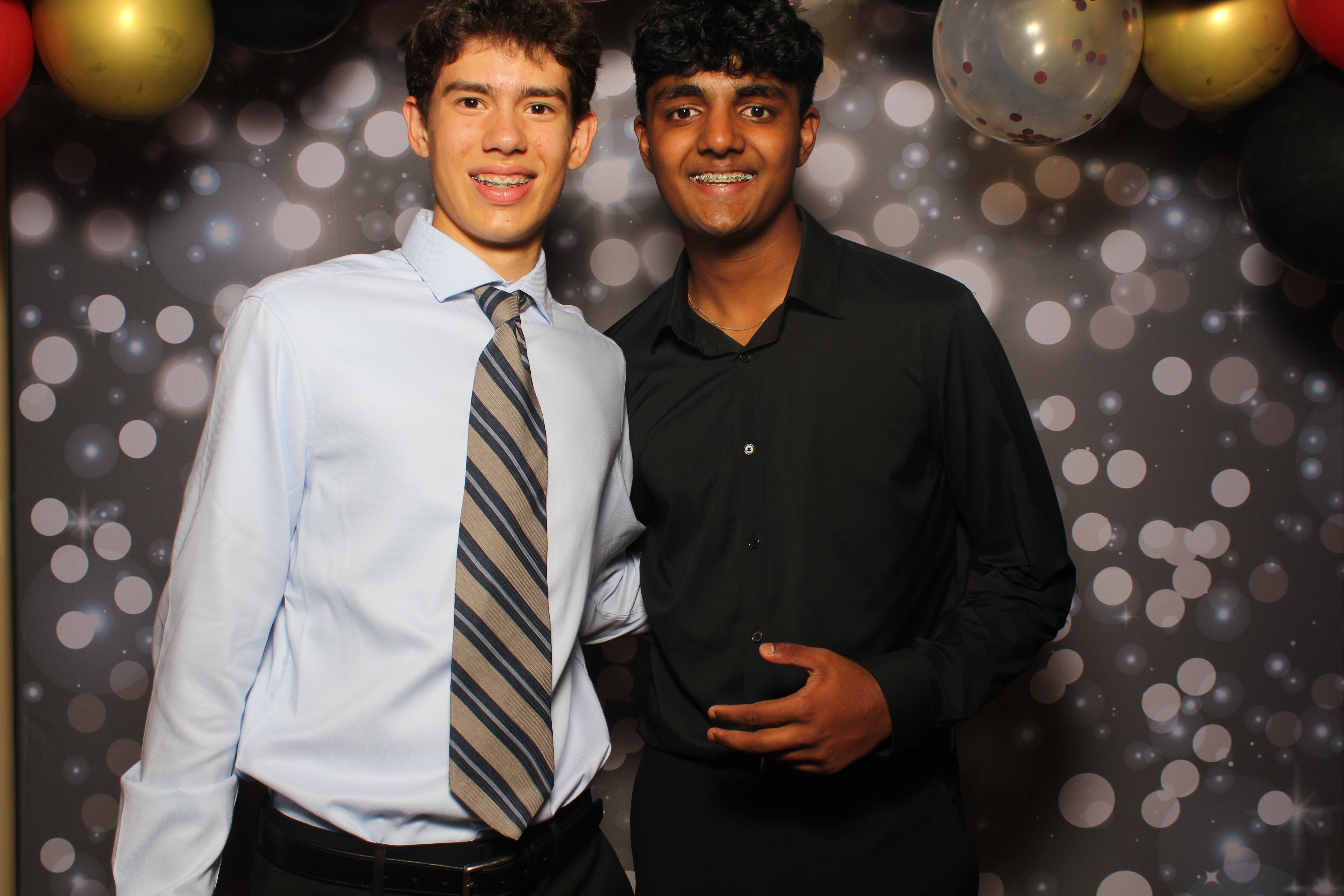 Walnut Hills Homecoming | View more photos from the event at gallery.photoboothcincy.com/u/PhotoBoothCincy/Walnut-Hills-Homecoming-0