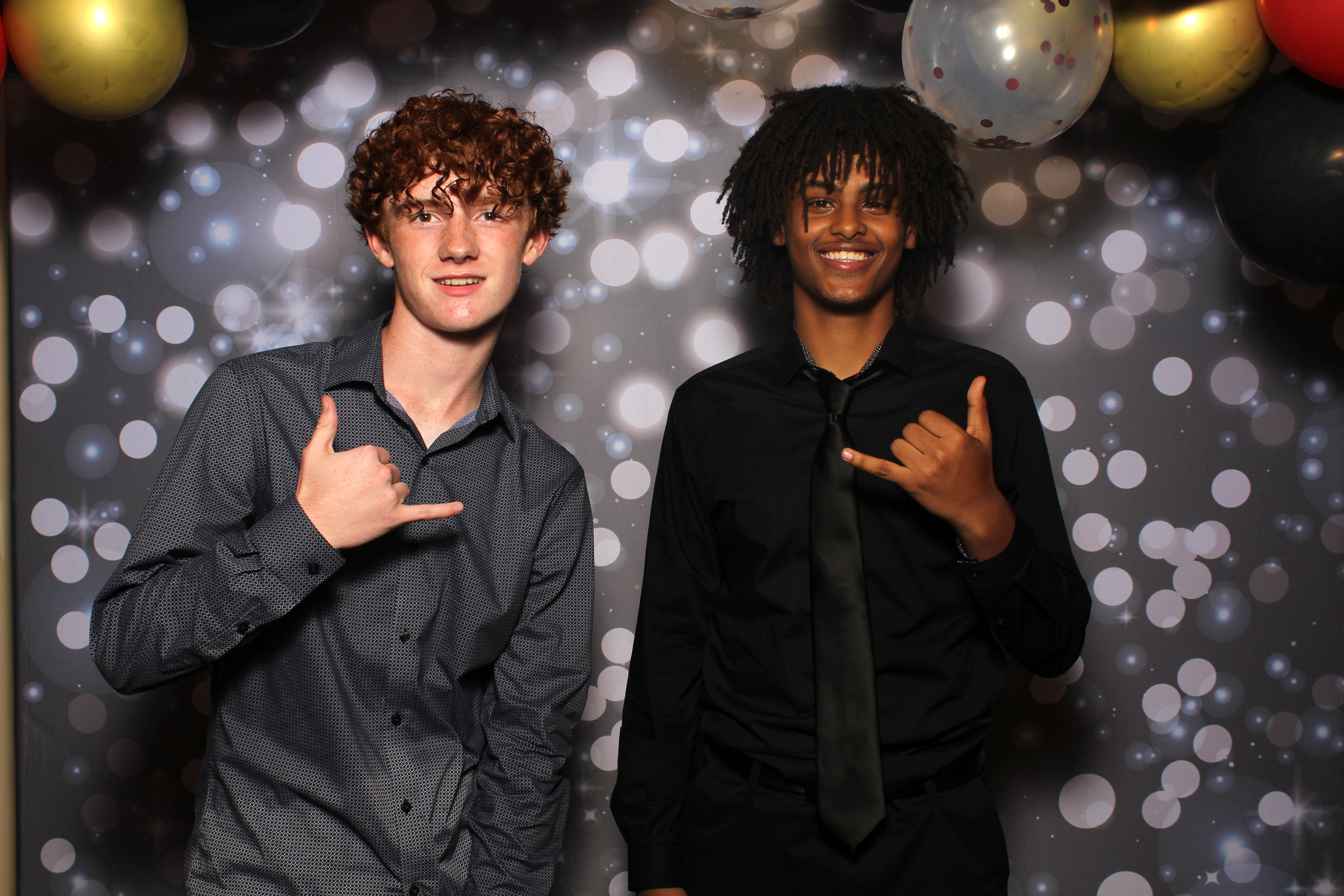 Walnut Hills Homecoming | View more photos from the event at gallery.photoboothcincy.com/u/PhotoBoothCincy/Walnut-Hills-Homecoming-0