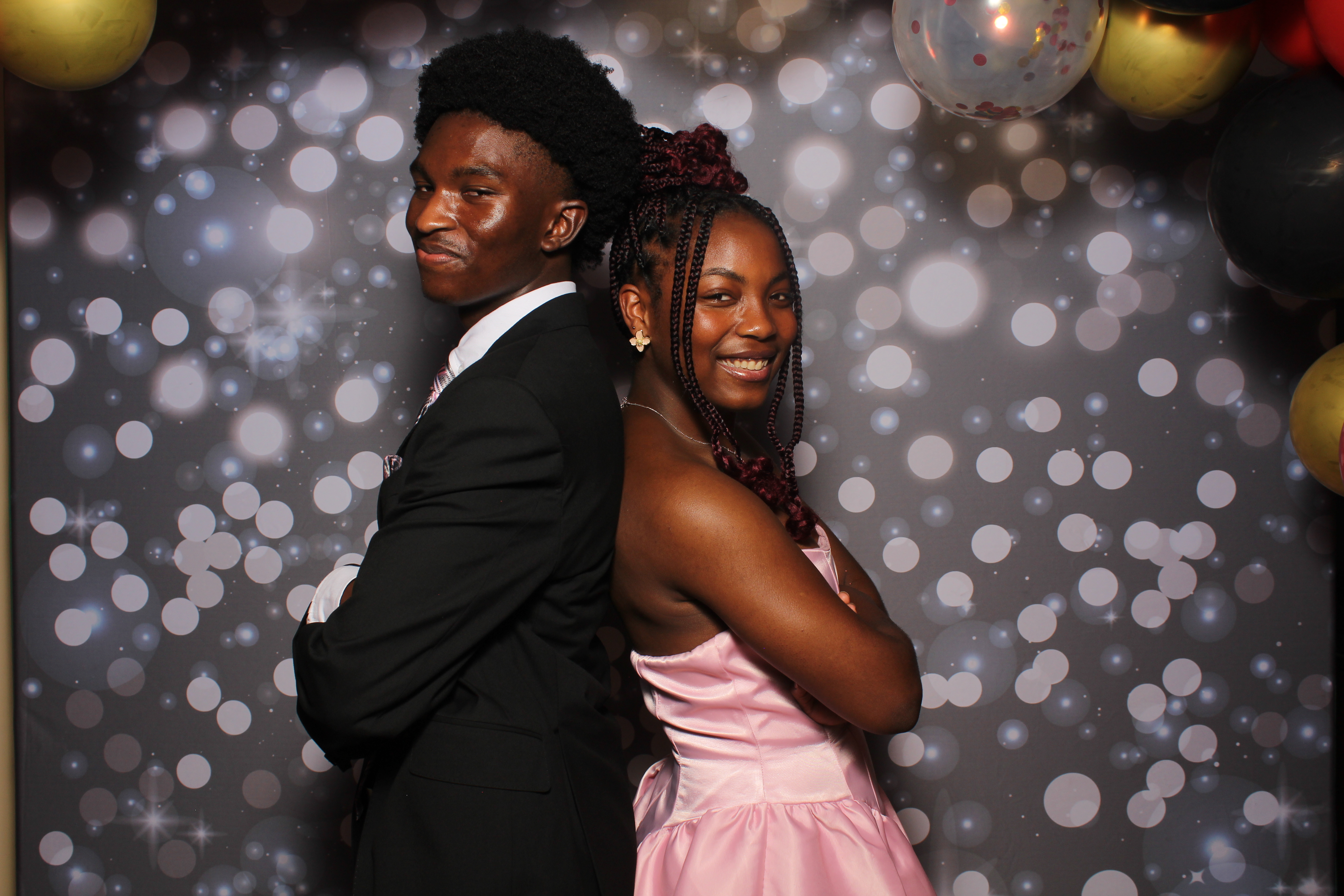 Walnut Hills Homecoming | View more photos from the event at gallery.photoboothcincy.com/u/PhotoBoothCincy/Walnut-Hills-Homecoming-0