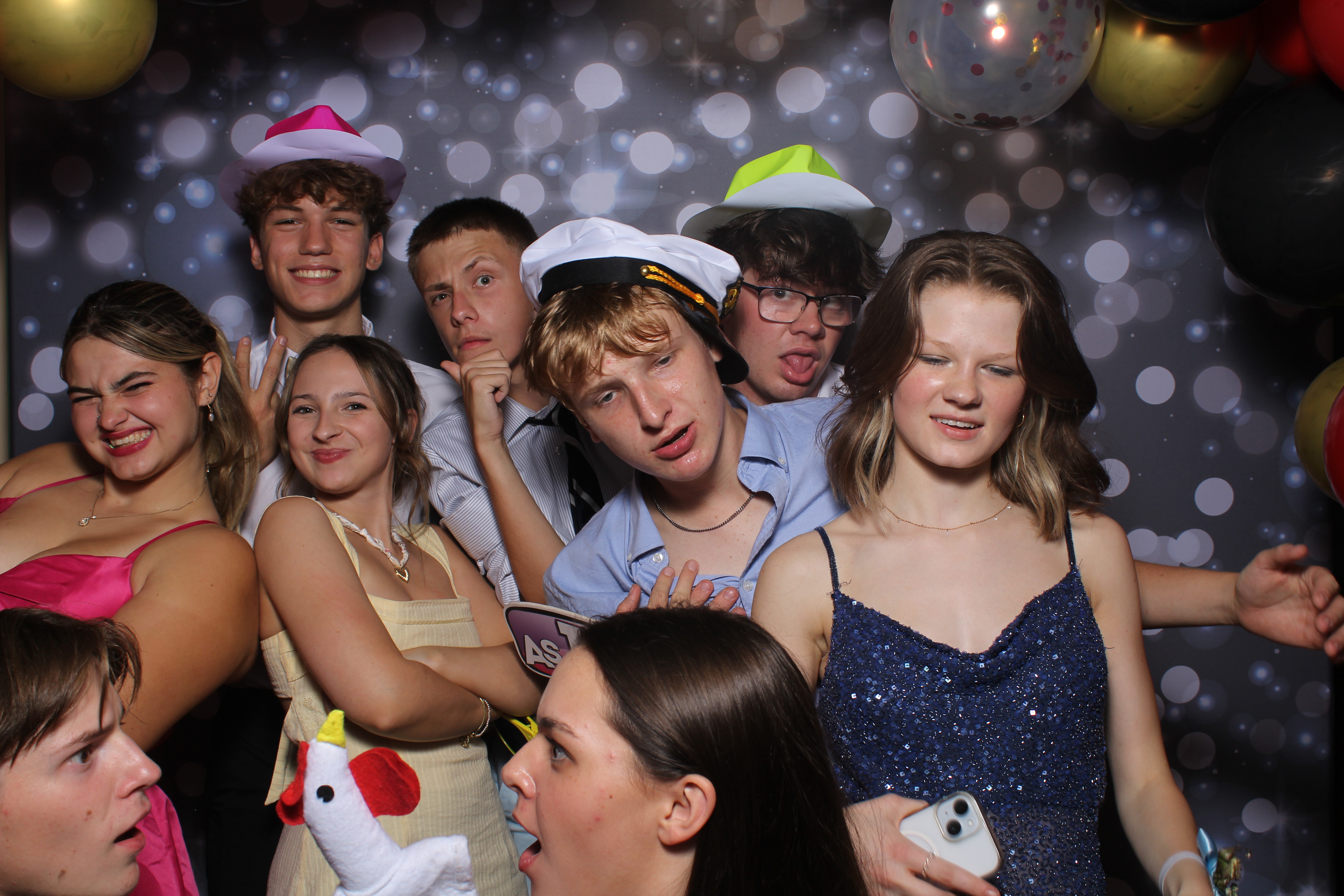 Walnut Hills Homecoming | View more photos from the event at gallery.photoboothcincy.com/u/PhotoBoothCincy/Walnut-Hills-Homecoming-0