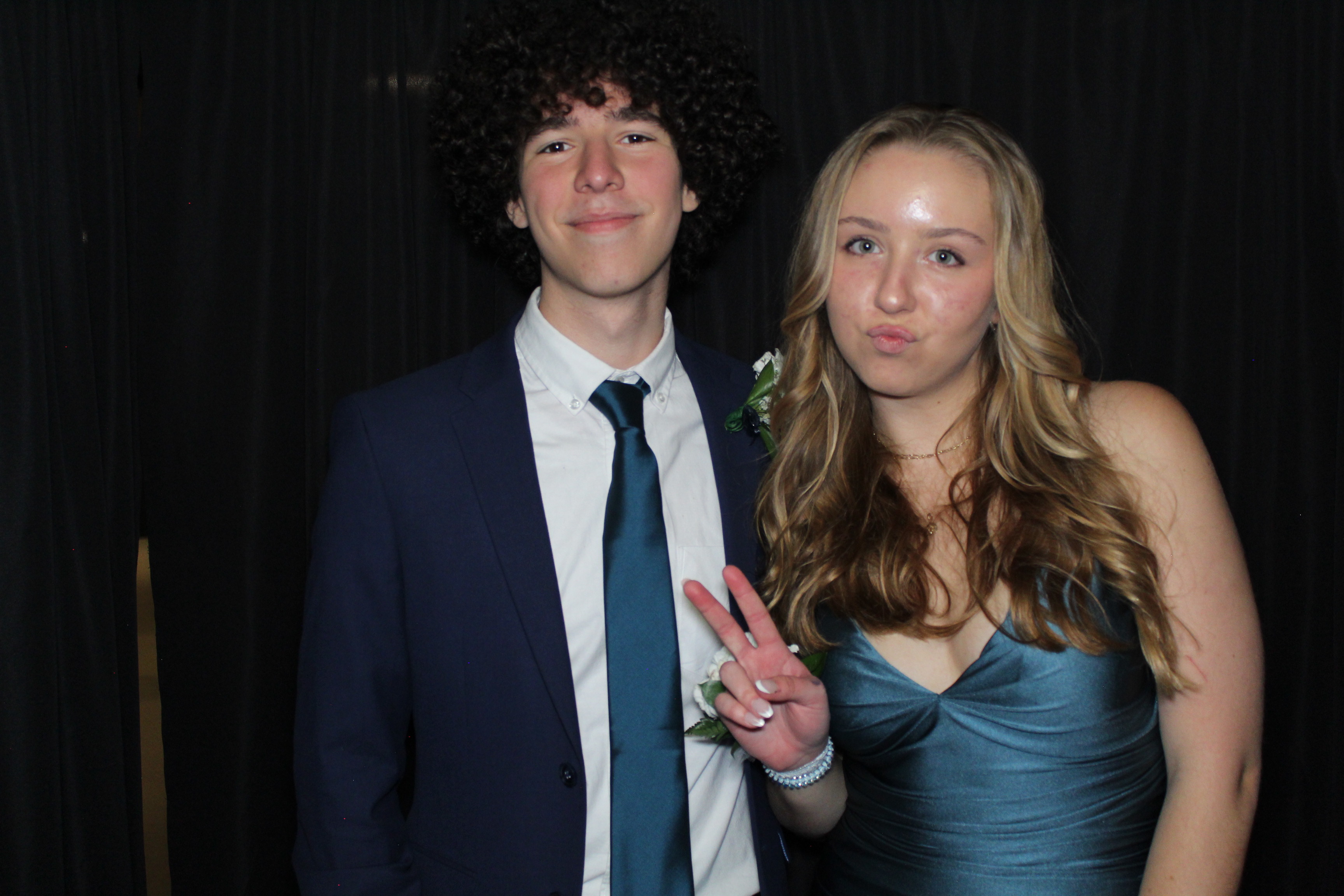 Walnut Hills Prom 2025 | View more photos from the event at gallery.photoboothcincy.com/u/PhotoBoothCincy/Walnut-Hills-Prom-2025