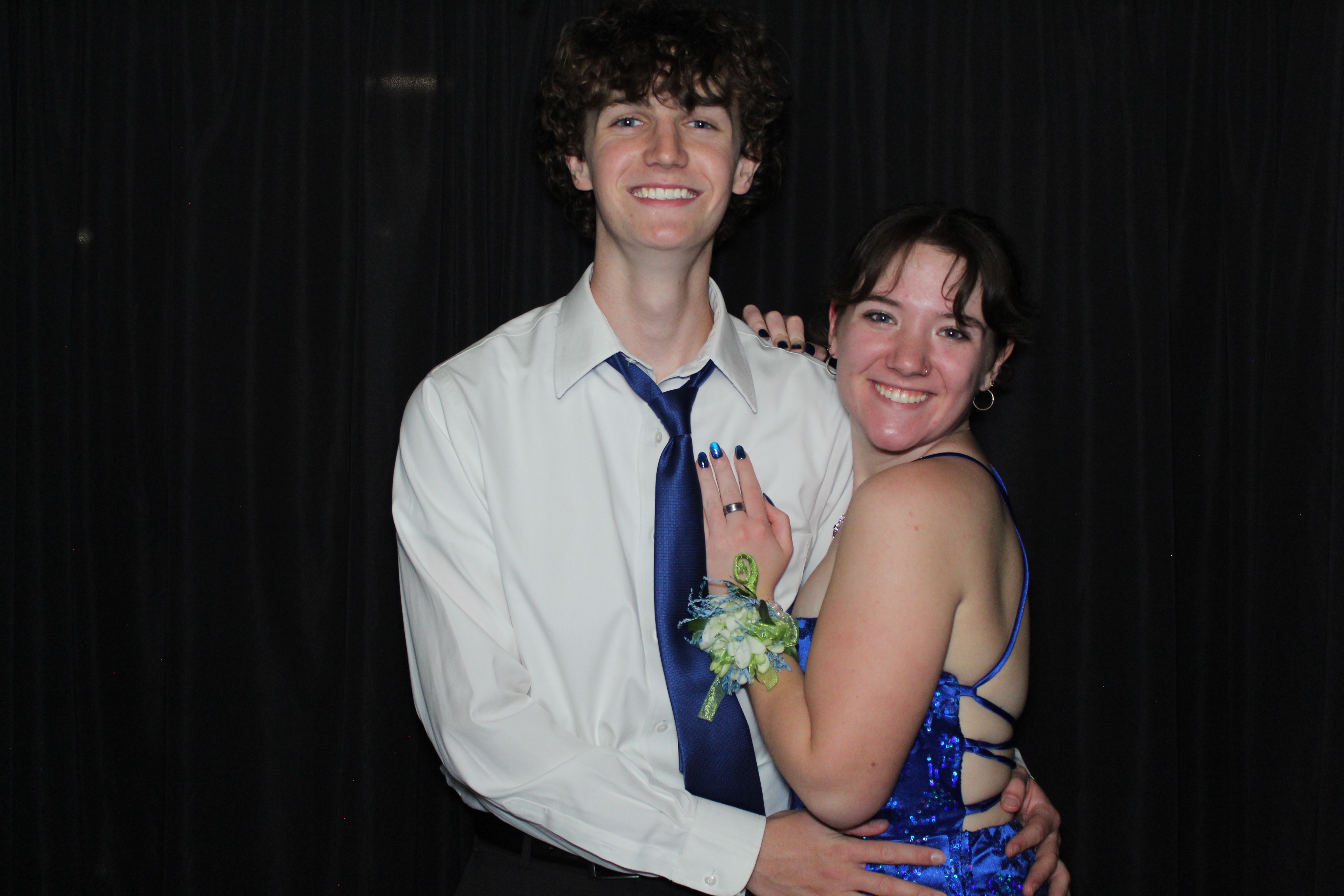 Walnut Hills Prom 2025 | View more photos from the event at gallery.photoboothcincy.com/u/PhotoBoothCincy/Walnut-Hills-Prom-2025