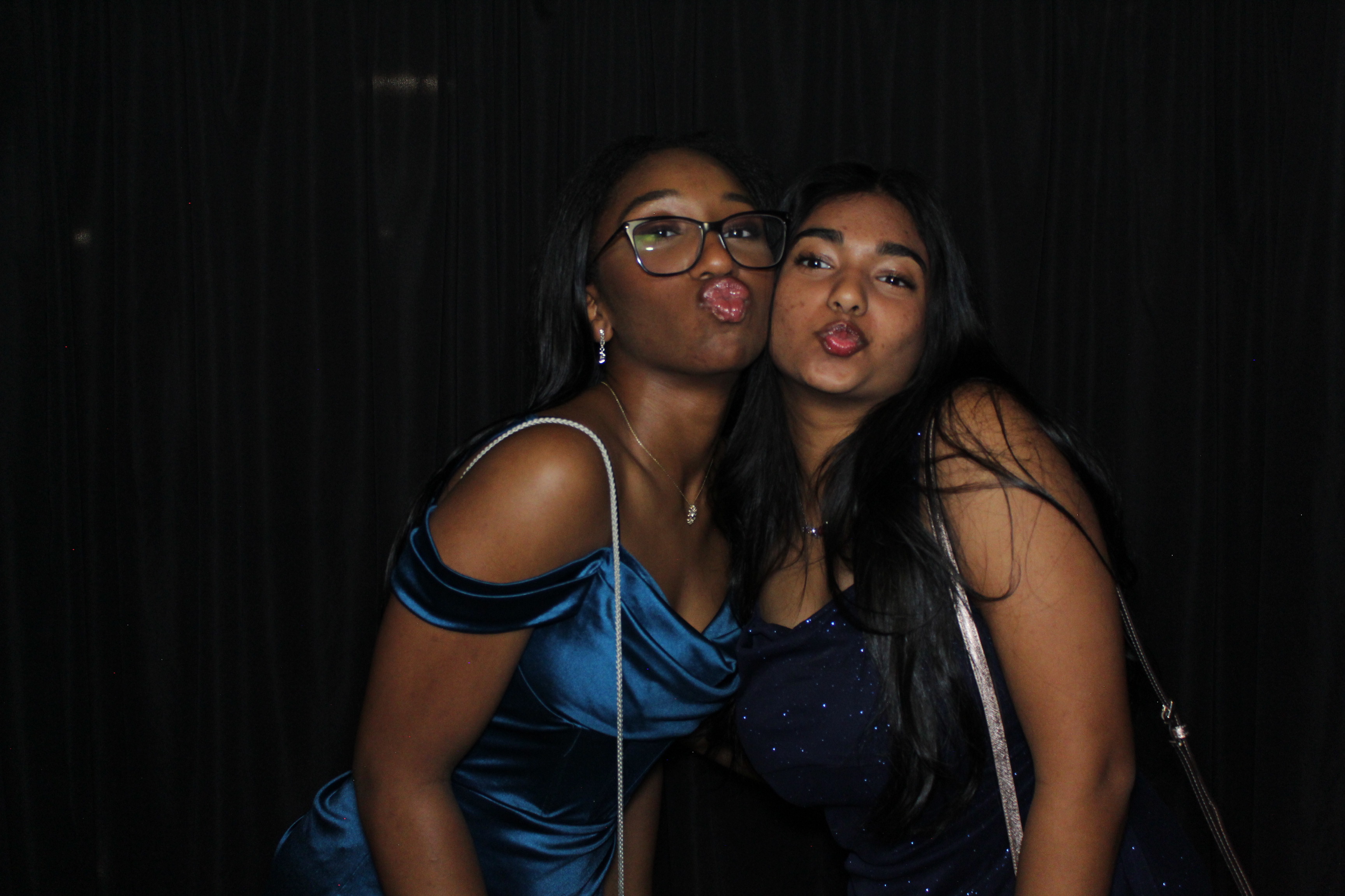 Walnut Hills Prom 2025 | View more photos from the event at gallery.photoboothcincy.com/u/PhotoBoothCincy/Walnut-Hills-Prom-2025