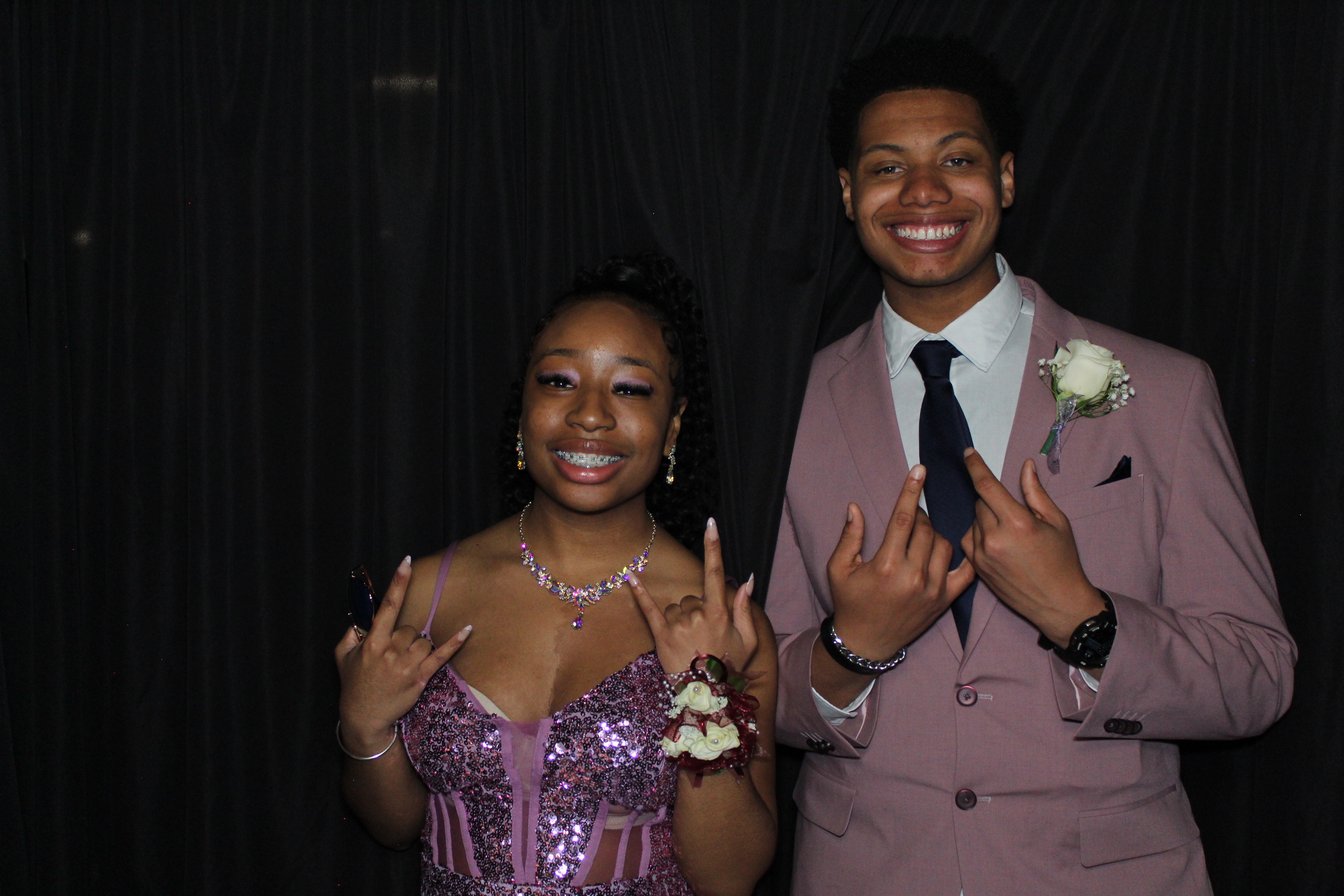Walnut Hills Prom 2025 | View more photos from the event at gallery.photoboothcincy.com/u/PhotoBoothCincy/Walnut-Hills-Prom-2025
