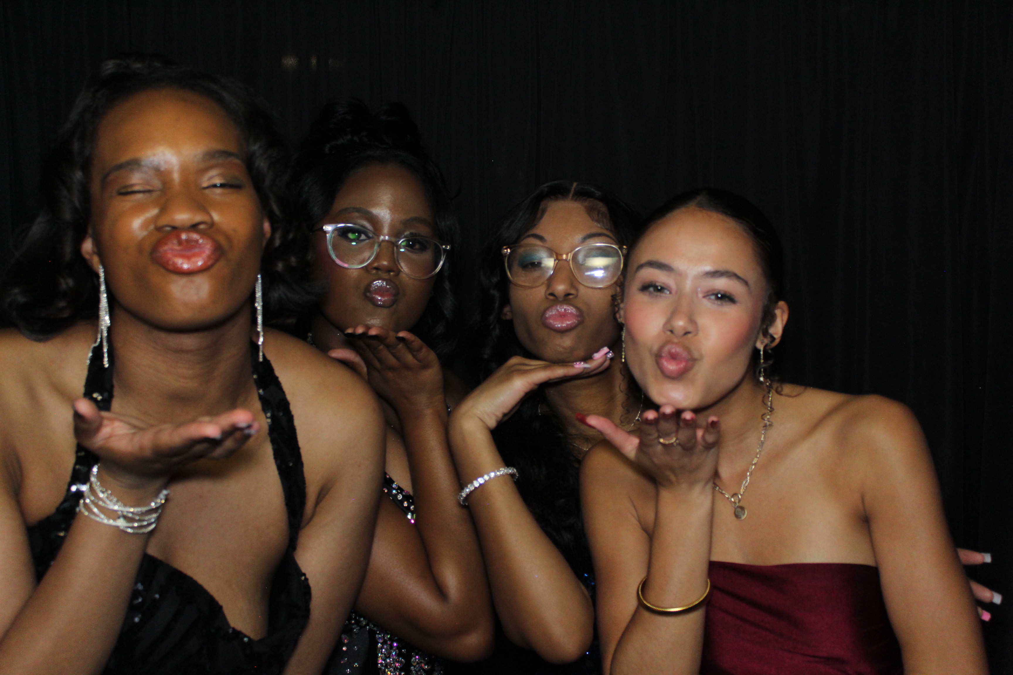 Walnut Hills Prom 2025 | View more photos from the event at gallery.photoboothcincy.com/u/PhotoBoothCincy/Walnut-Hills-Prom-2025