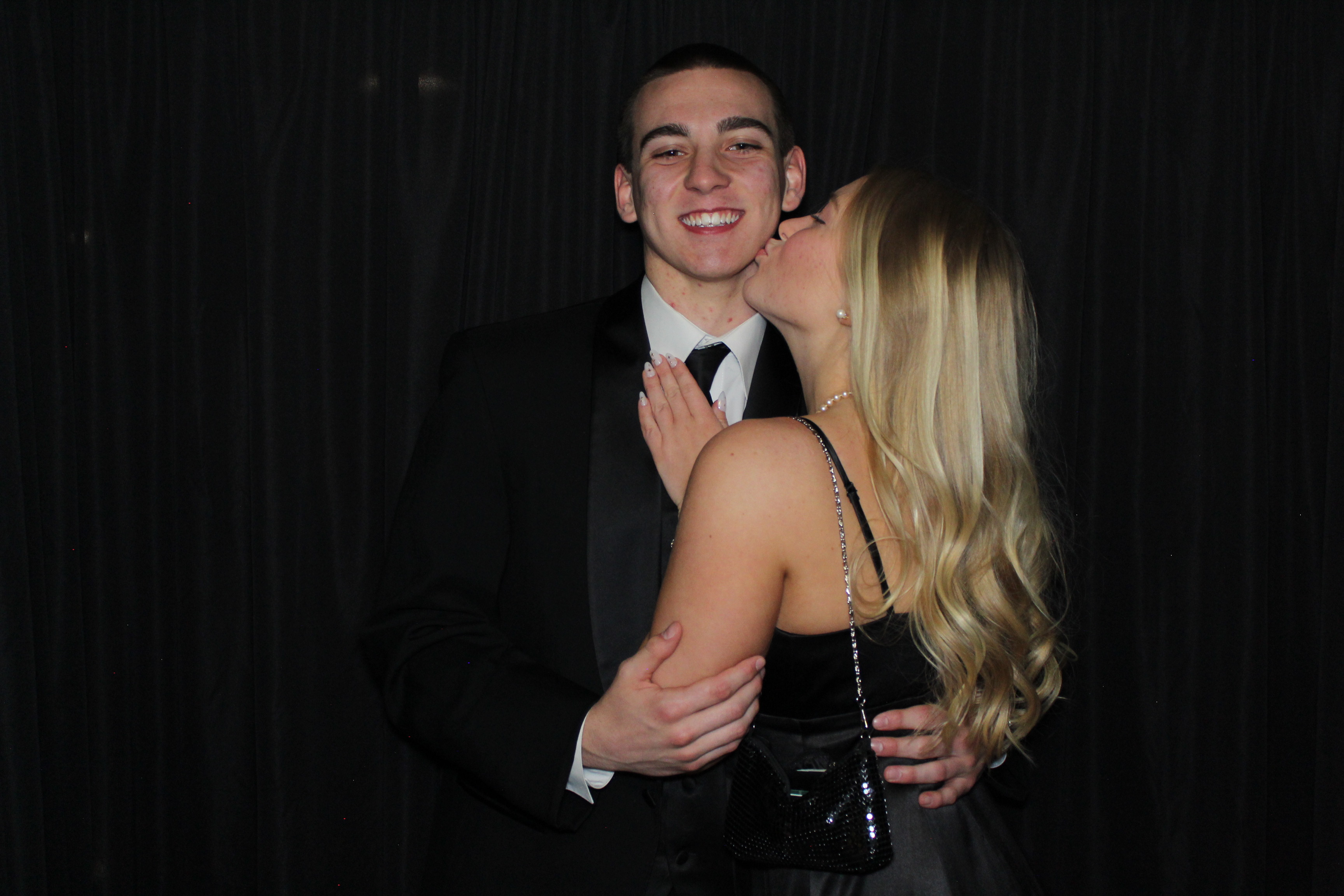 Walnut Hills Prom 2025 | View more photos from the event at gallery.photoboothcincy.com/u/PhotoBoothCincy/Walnut-Hills-Prom-2025