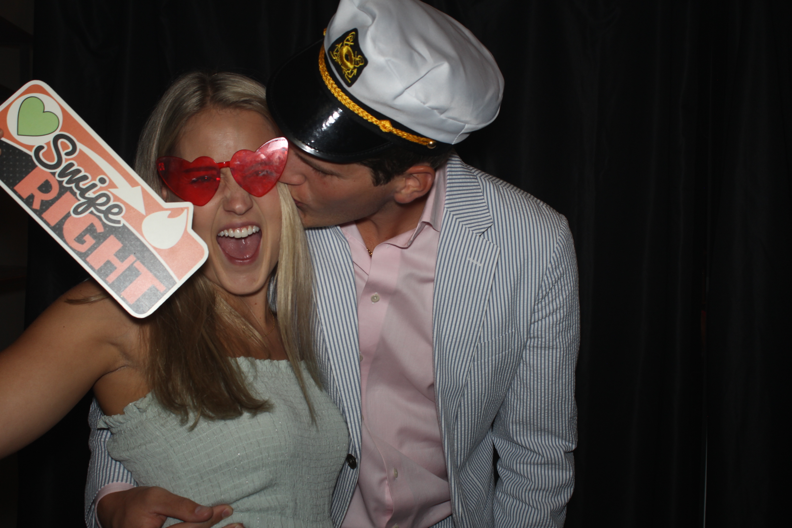 Weber Reception | View more photos from the event at gallery.photoboothcincy.com/u/PhotoBoothCincy/Weber-Reception