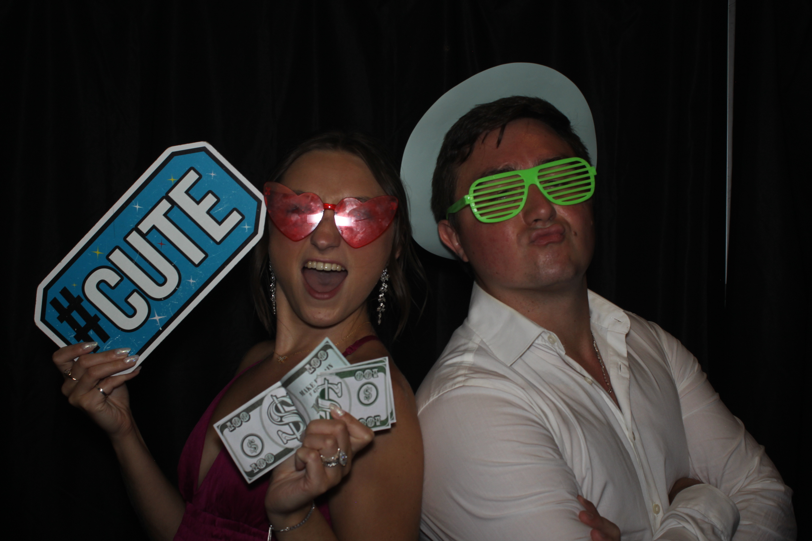 Weber Reception | View more photos from the event at gallery.photoboothcincy.com/u/PhotoBoothCincy/Weber-Reception