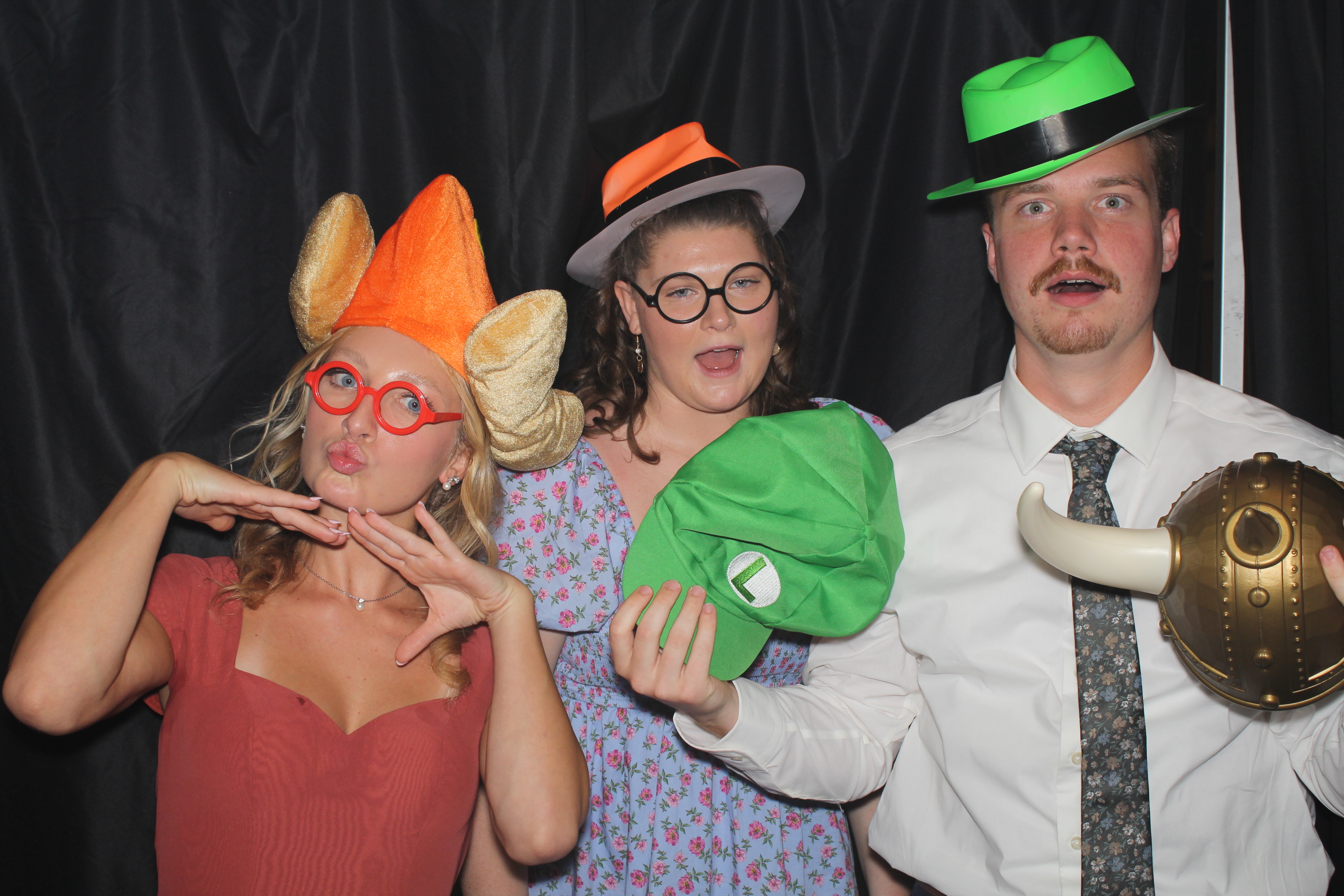 Weber Reception | View more photos from the event at gallery.photoboothcincy.com/u/PhotoBoothCincy/Weber-Reception