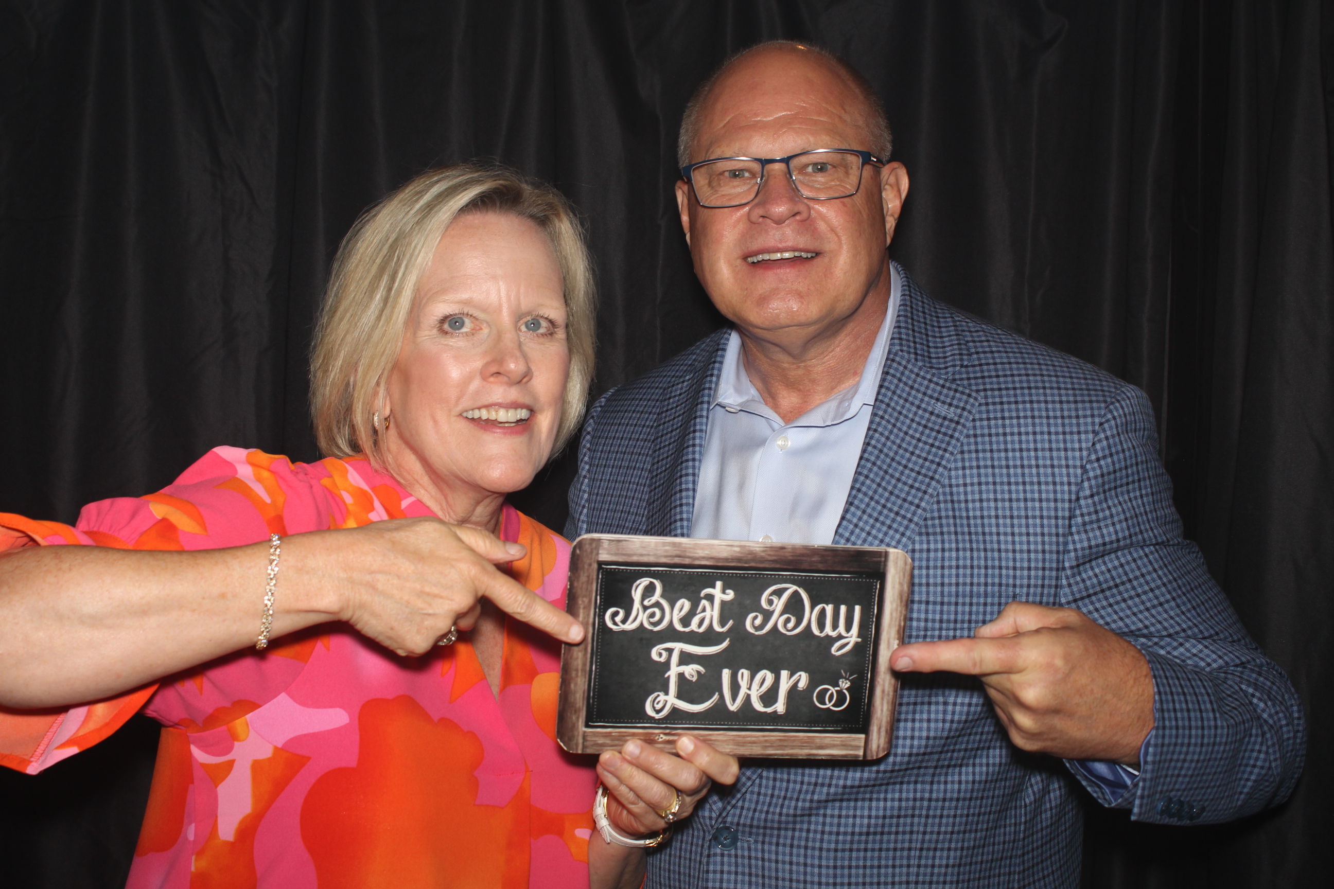 Weber Reception | View more photos from the event at gallery.photoboothcincy.com/u/PhotoBoothCincy/Weber-Reception