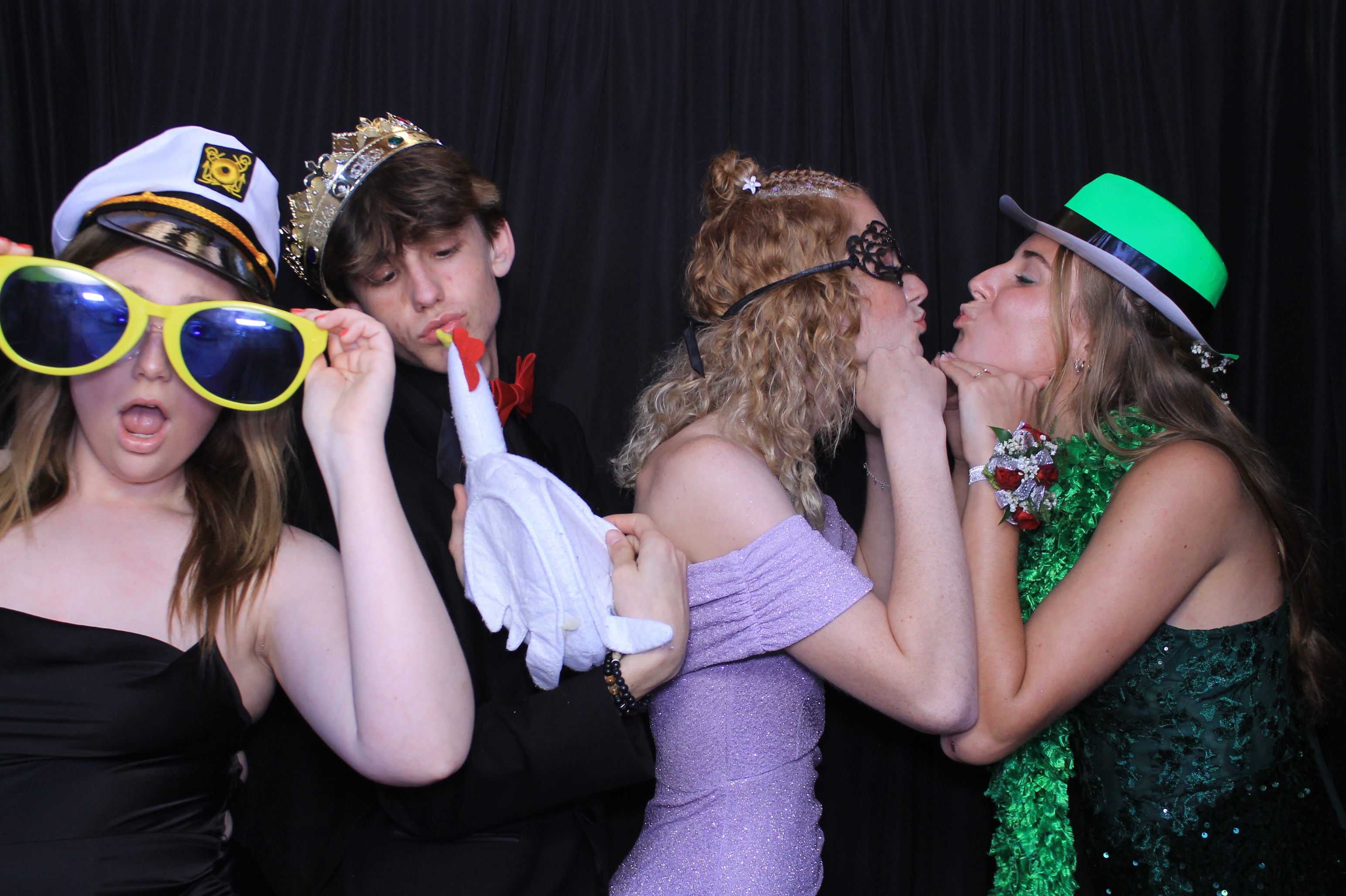West Clermont 2025 Prom | View more photos from the event at gallery.photoboothcincy.com/u/PhotoBoothCincy/West-Clermont-2025-Prom