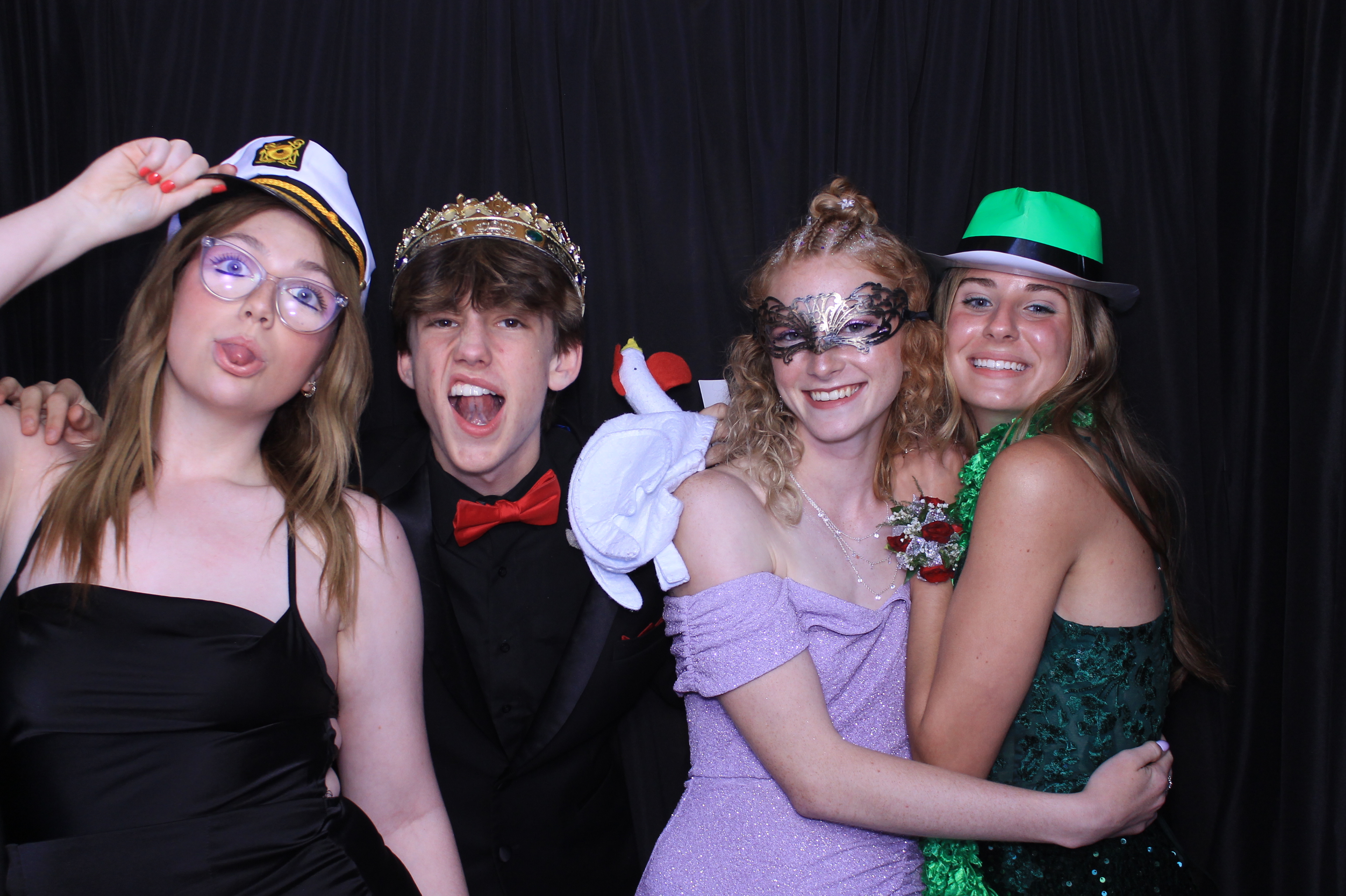 West Clermont 2025 Prom | View more photos from the event at gallery.photoboothcincy.com/u/PhotoBoothCincy/West-Clermont-2025-Prom
