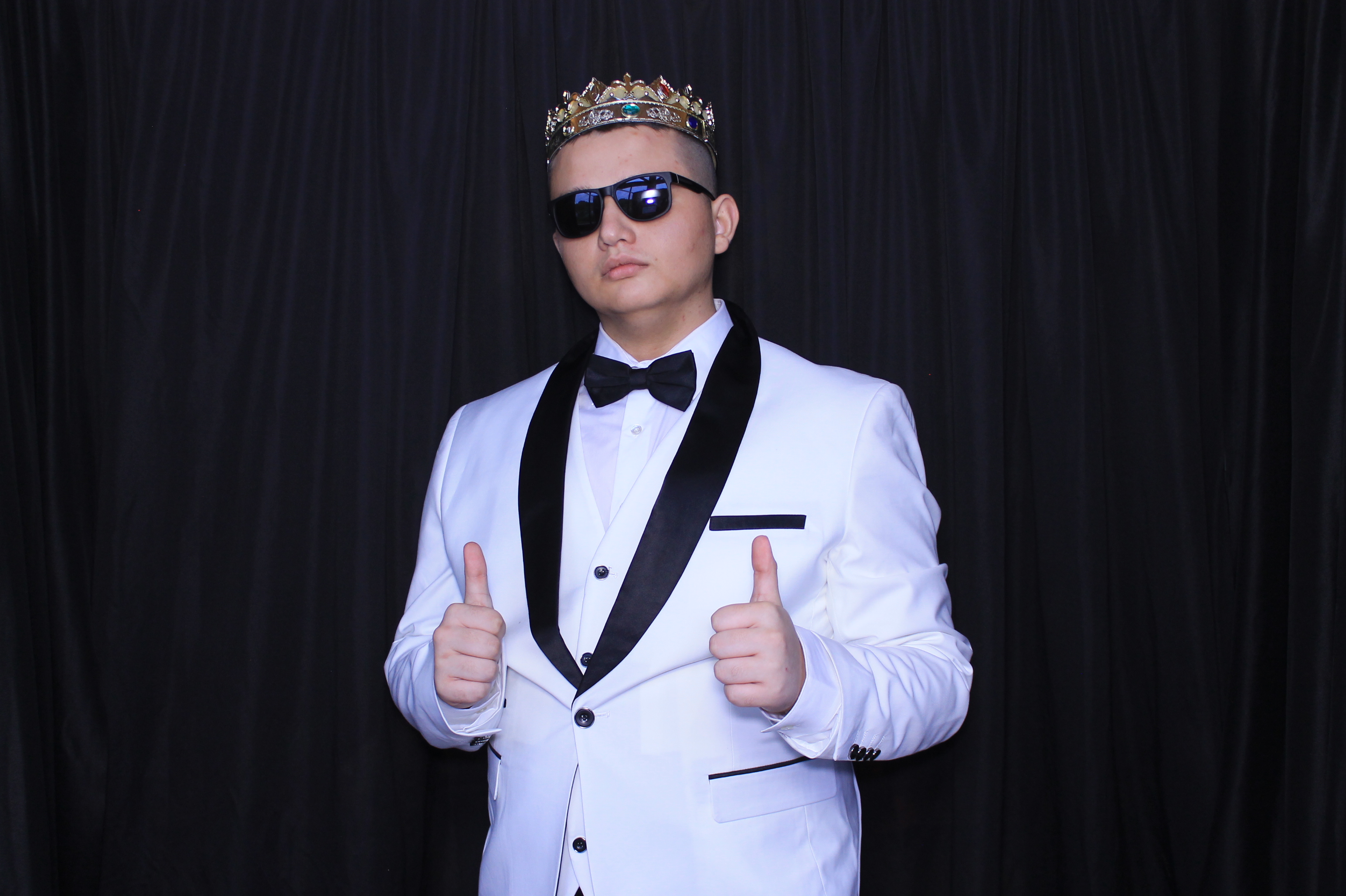 West Clermont 2025 Prom | View more photos from the event at gallery.photoboothcincy.com/u/PhotoBoothCincy/West-Clermont-2025-Prom