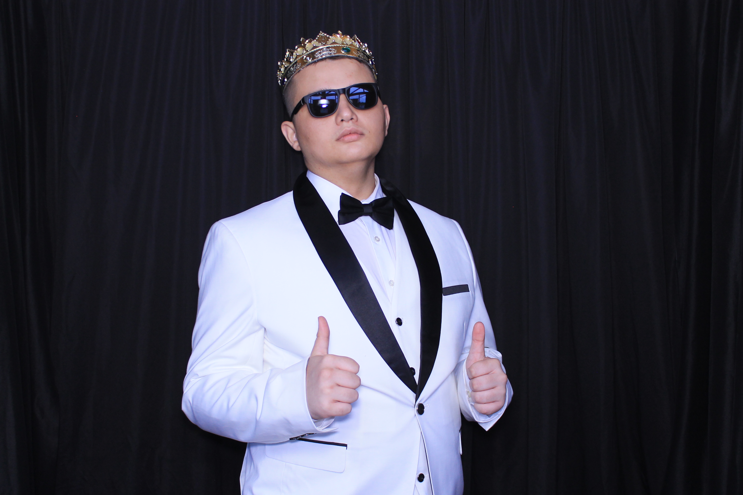 West Clermont 2025 Prom | View more photos from the event at gallery.photoboothcincy.com/u/PhotoBoothCincy/West-Clermont-2025-Prom