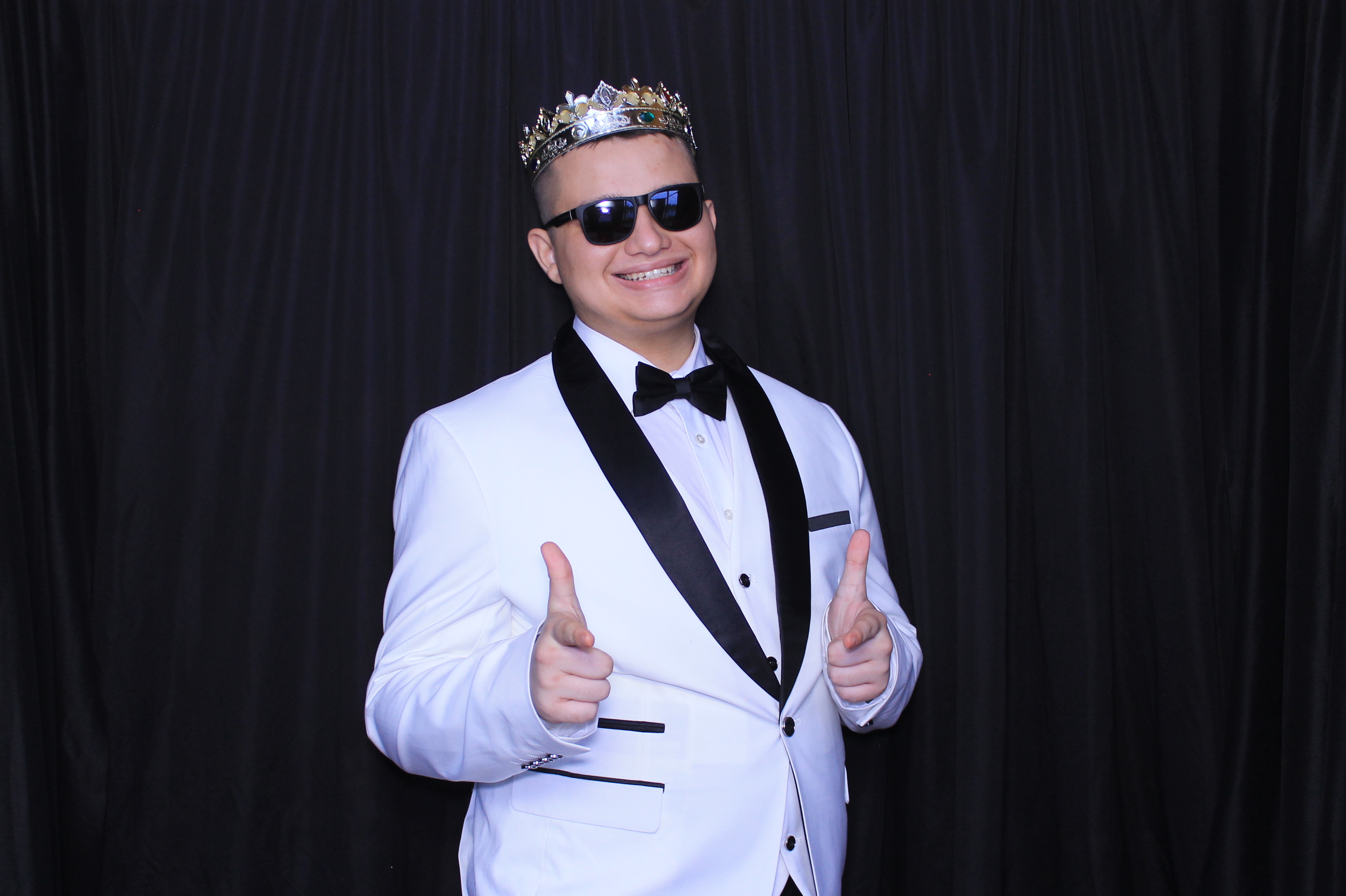 West Clermont 2025 Prom | View more photos from the event at gallery.photoboothcincy.com/u/PhotoBoothCincy/West-Clermont-2025-Prom