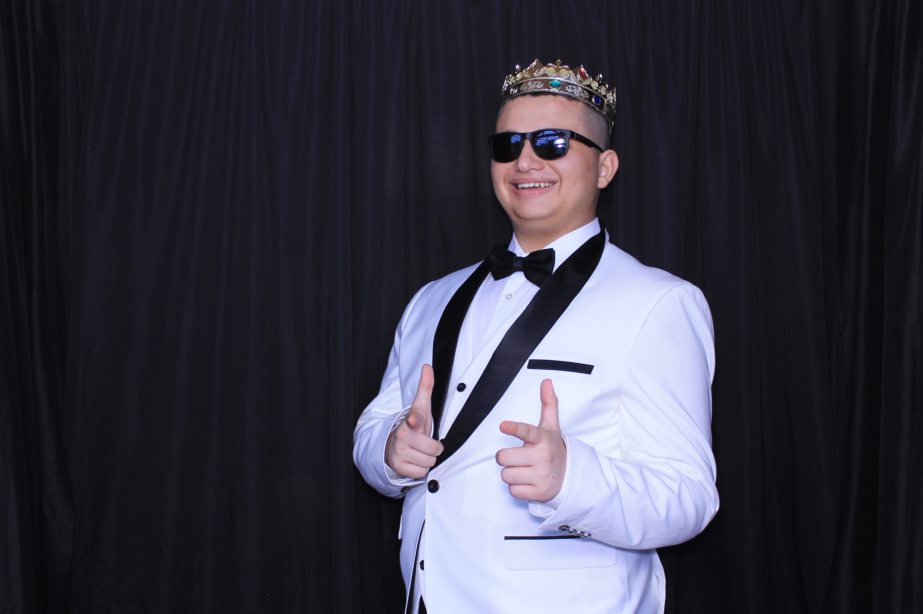 West Clermont 2025 Prom | View more photos from the event at gallery.photoboothcincy.com/u/PhotoBoothCincy/West-Clermont-2025-Prom