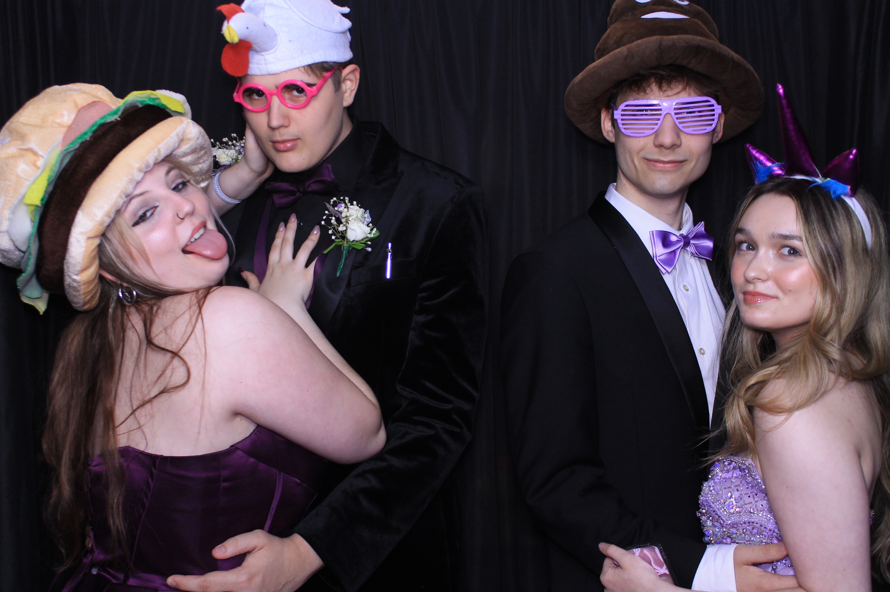 West Clermont 2025 Prom | View more photos from the event at gallery.photoboothcincy.com/u/PhotoBoothCincy/West-Clermont-2025-Prom