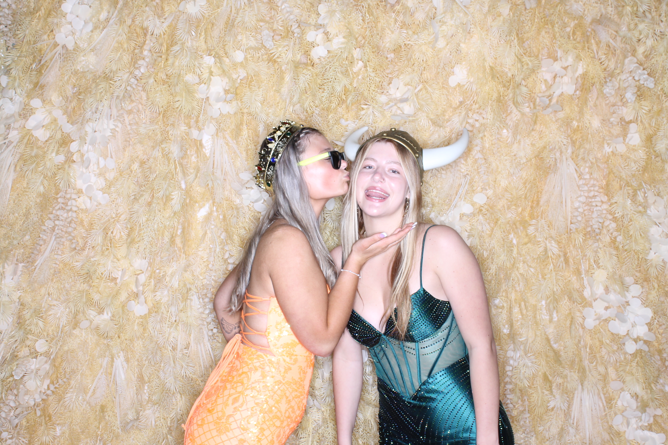 West Clermont 2025 Prom | View more photos from the event at gallery.photoboothcincy.com/u/PhotoBoothCincy/West-Clermont-2025-Prom