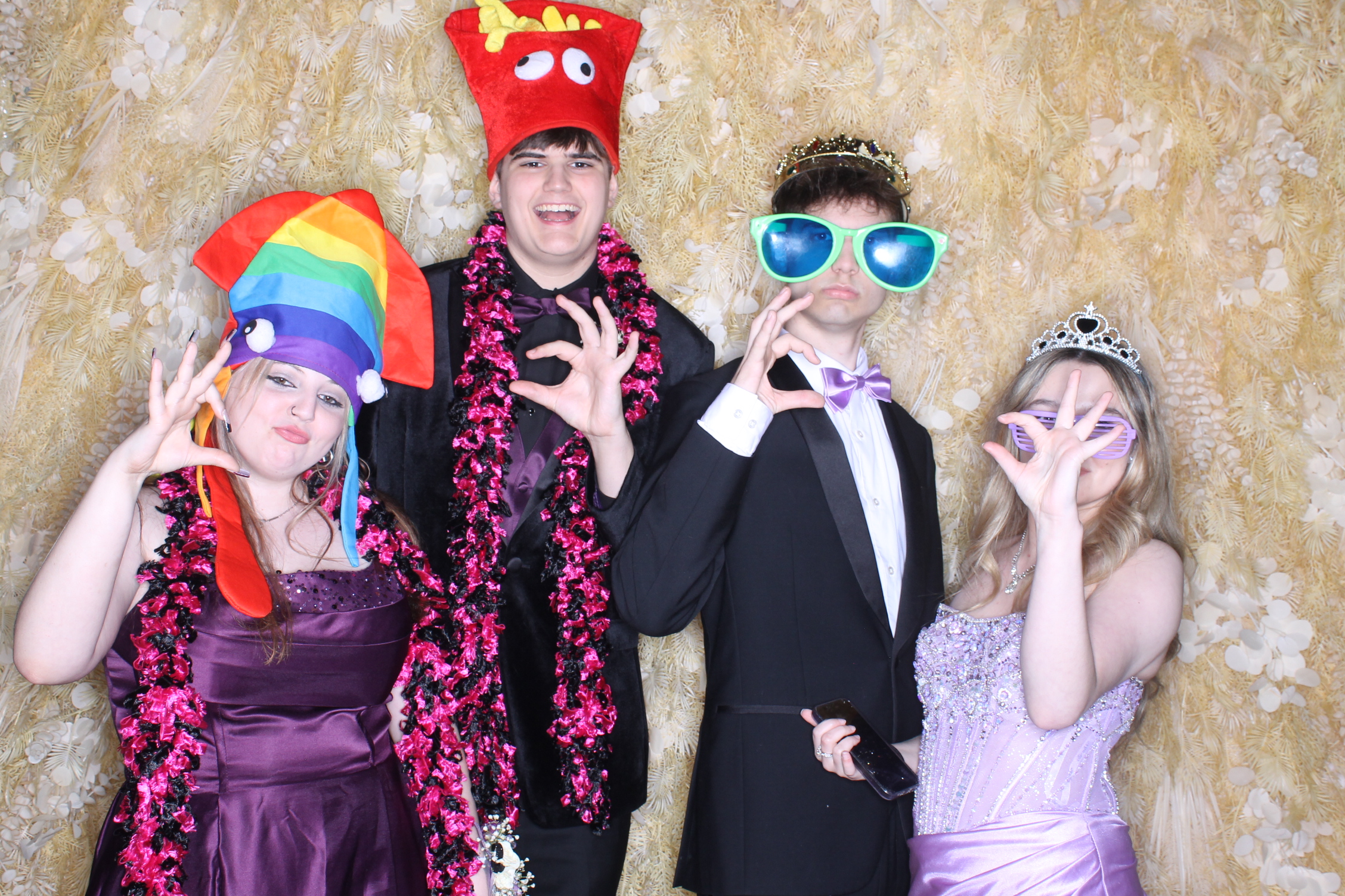 West Clermont 2025 Prom | View more photos from the event at gallery.photoboothcincy.com/u/PhotoBoothCincy/West-Clermont-2025-Prom
