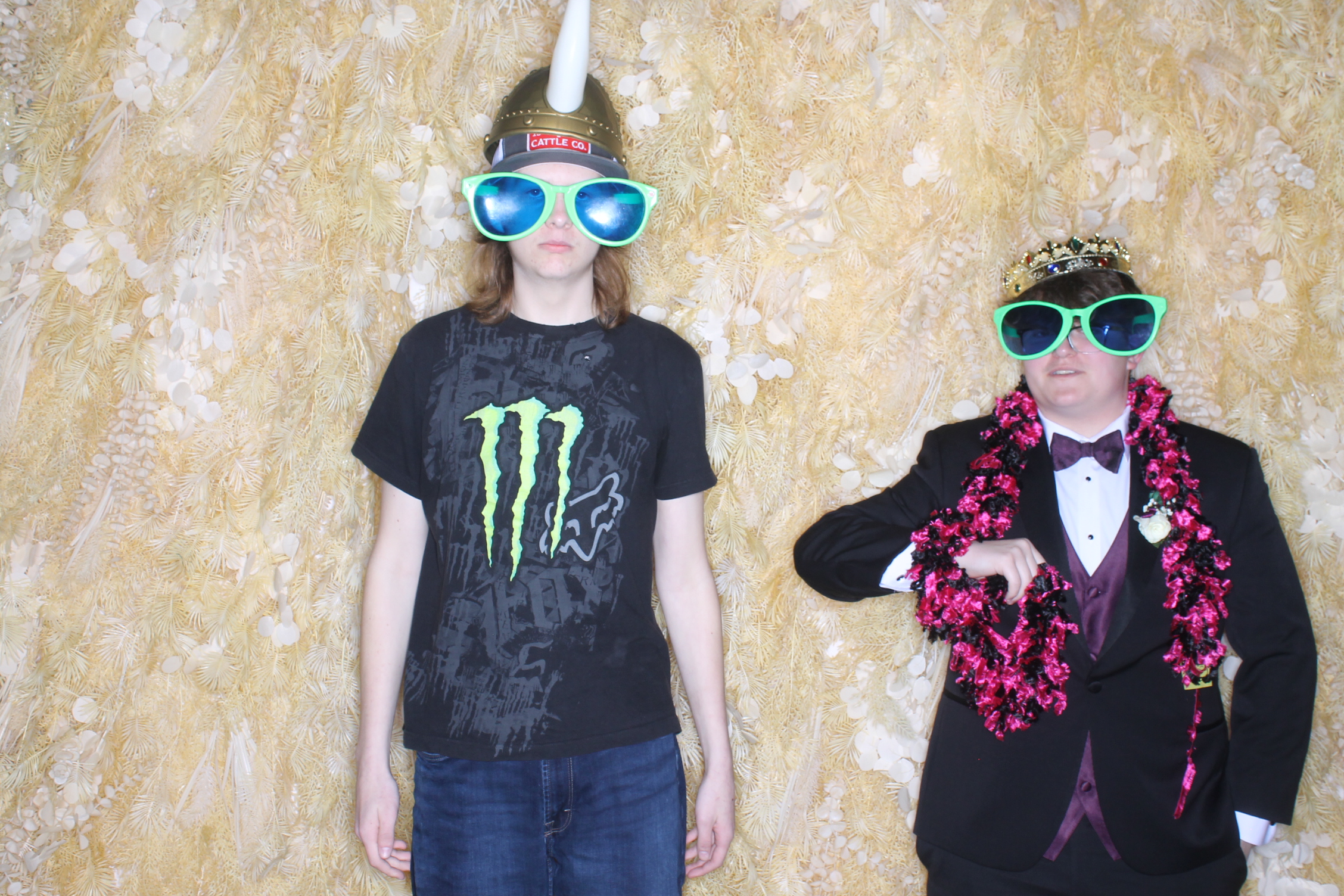 West Clermont 2025 Prom | View more photos from the event at gallery.photoboothcincy.com/u/PhotoBoothCincy/West-Clermont-2025-Prom