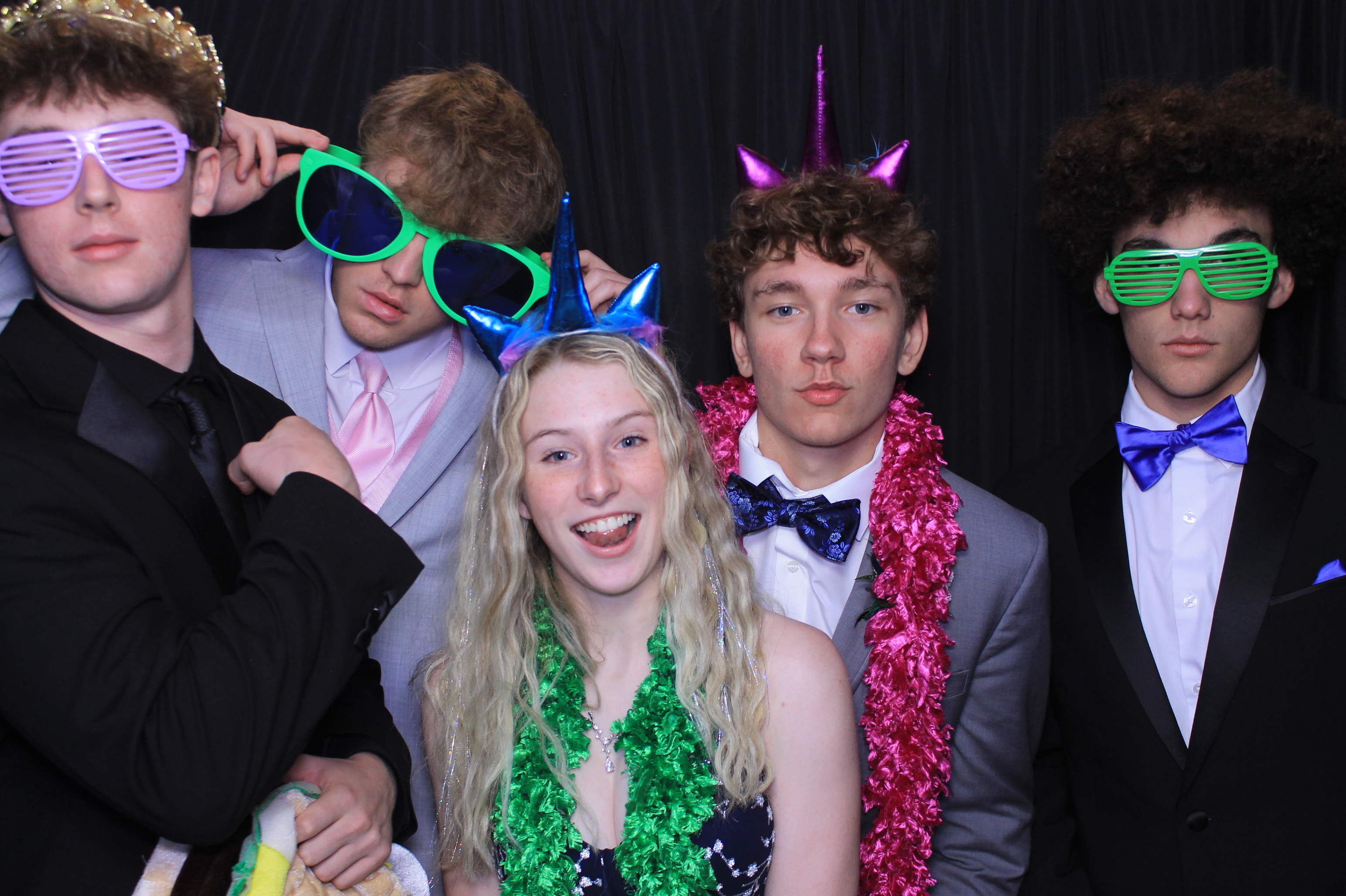 West Clermont 2025 Prom | View more photos from the event at gallery.photoboothcincy.com/u/PhotoBoothCincy/West-Clermont-2025-Prom