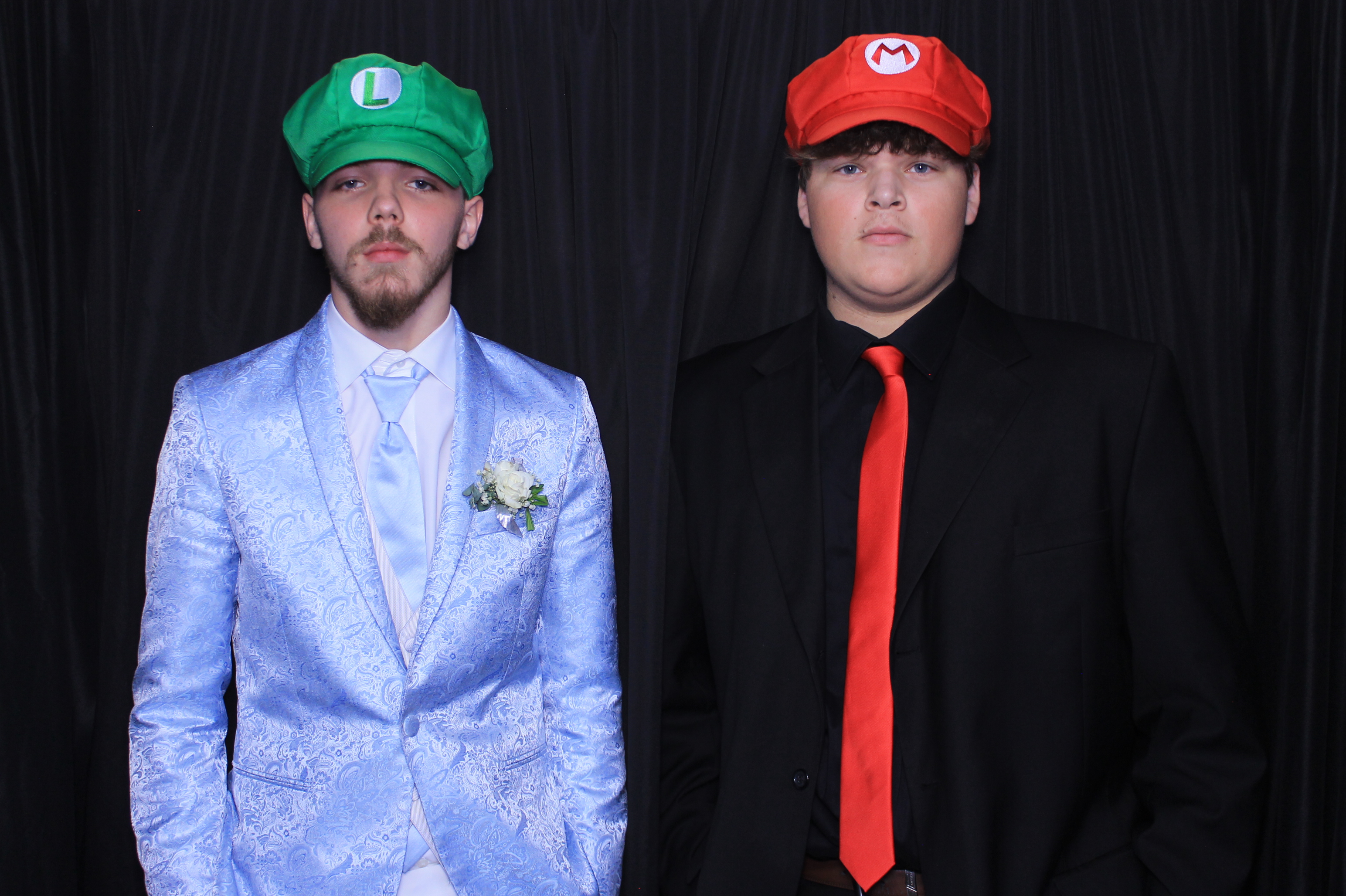 West Clermont 2025 Prom | View more photos from the event at gallery.photoboothcincy.com/u/PhotoBoothCincy/West-Clermont-2025-Prom