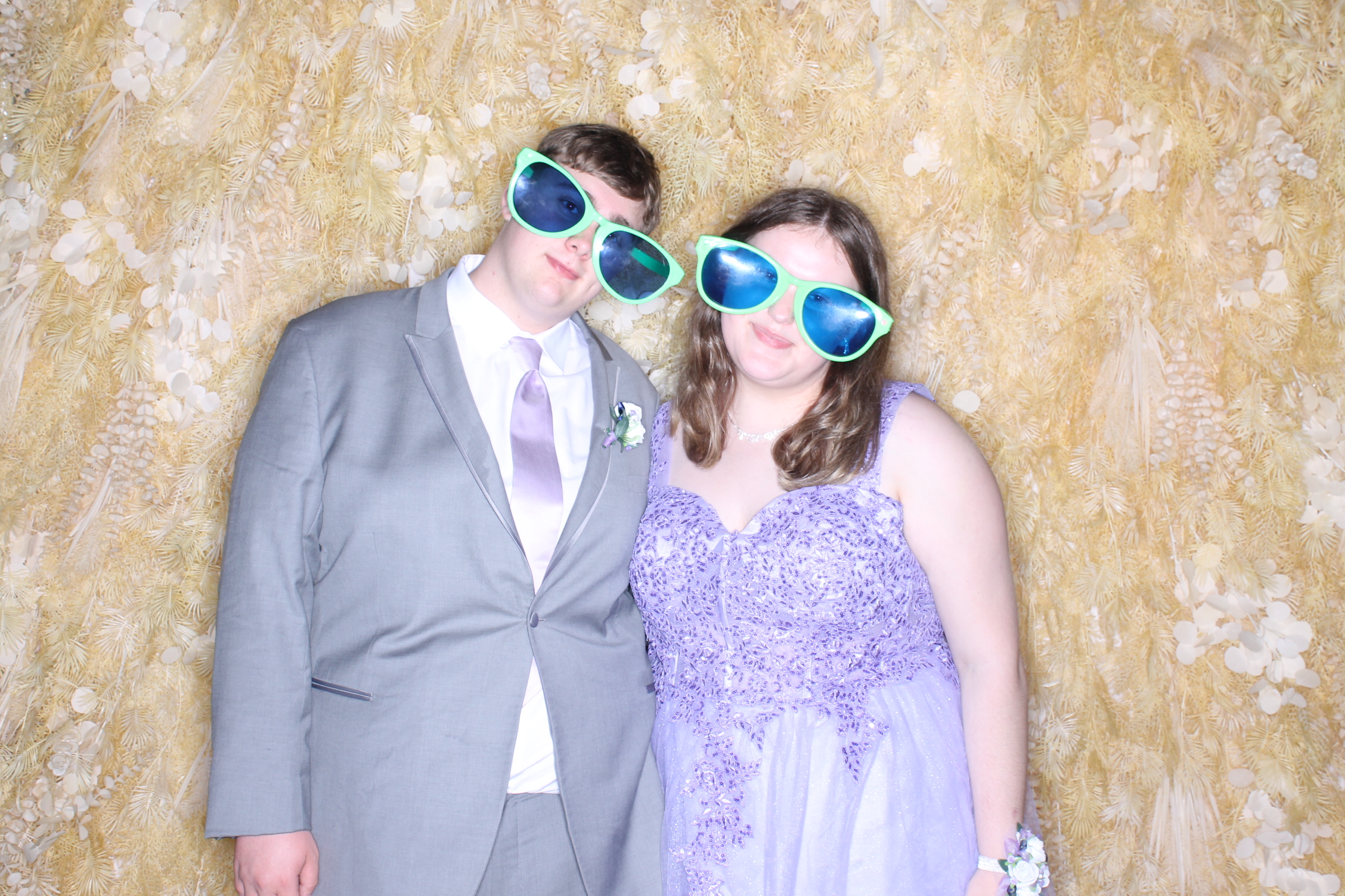 West Clermont 2025 Prom | View more photos from the event at gallery.photoboothcincy.com/u/PhotoBoothCincy/West-Clermont-2025-Prom