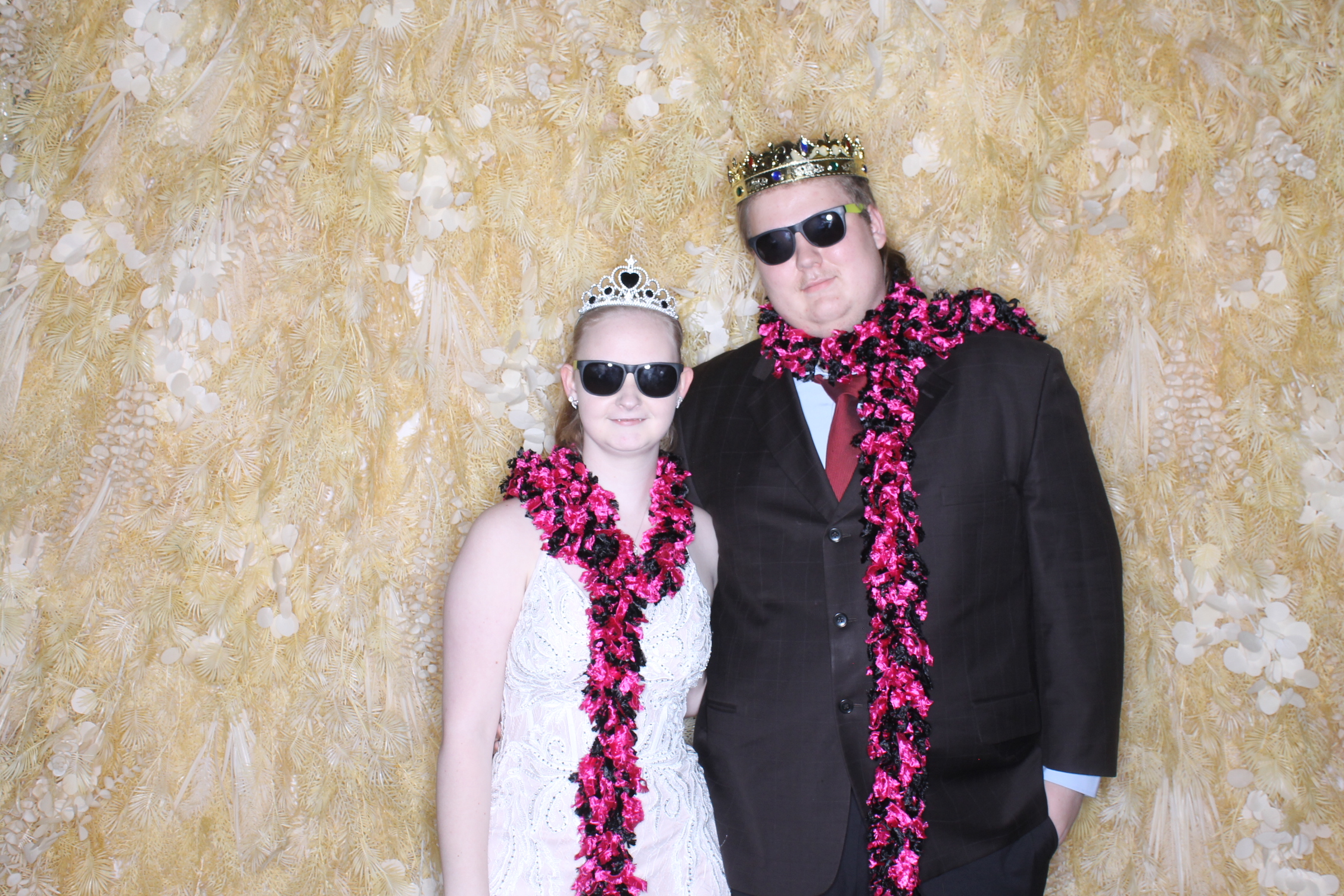 West Clermont 2025 Prom | View more photos from the event at gallery.photoboothcincy.com/u/PhotoBoothCincy/West-Clermont-2025-Prom