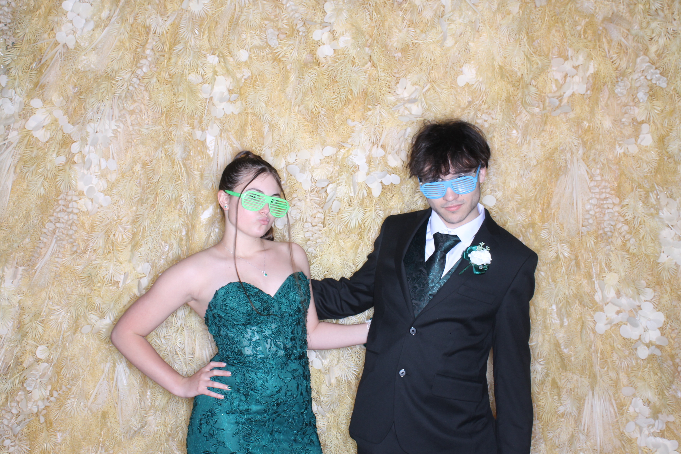 West Clermont 2025 Prom | View more photos from the event at gallery.photoboothcincy.com/u/PhotoBoothCincy/West-Clermont-2025-Prom