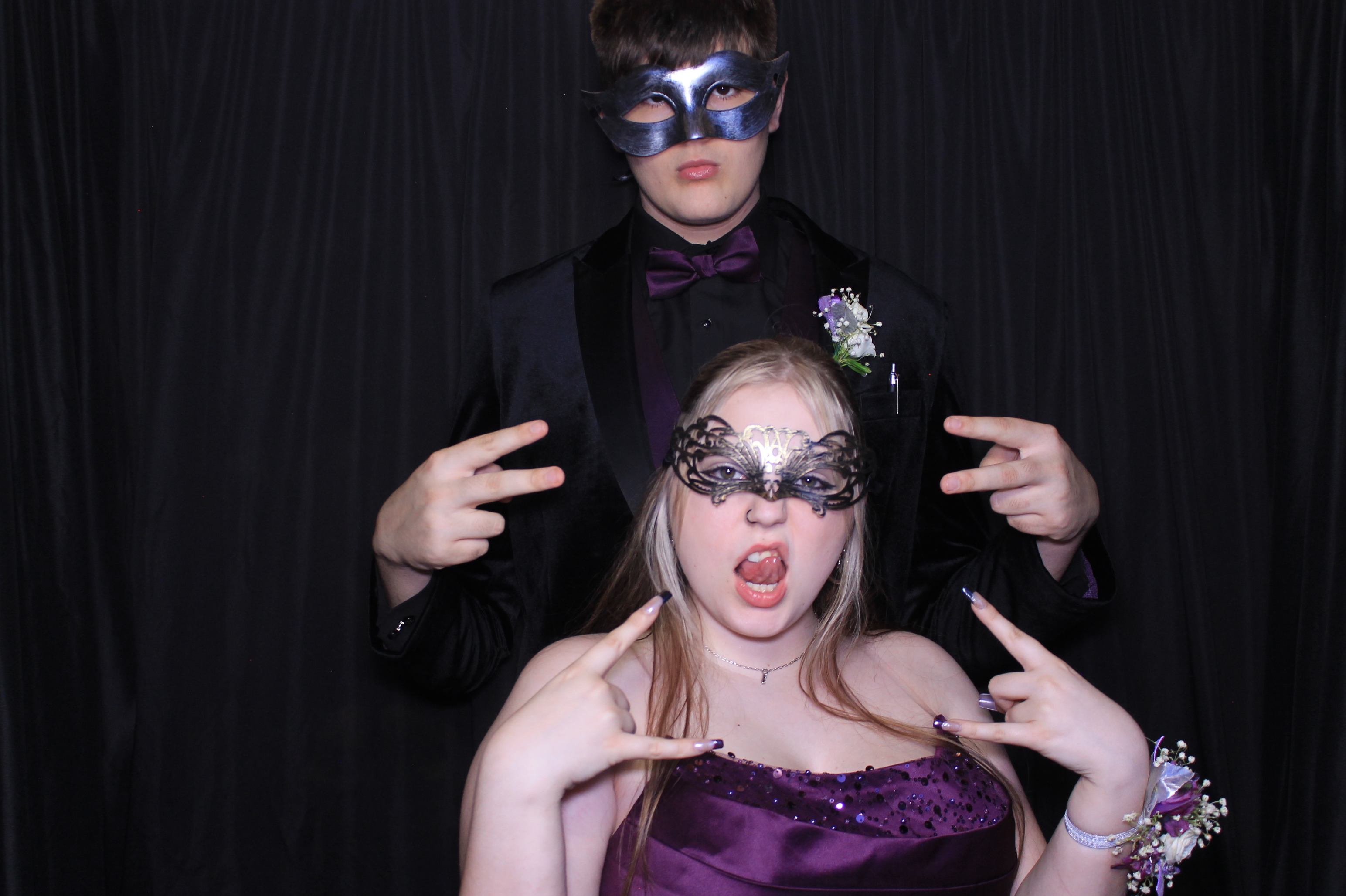 West Clermont 2025 Prom | View more photos from the event at gallery.photoboothcincy.com/u/PhotoBoothCincy/West-Clermont-2025-Prom