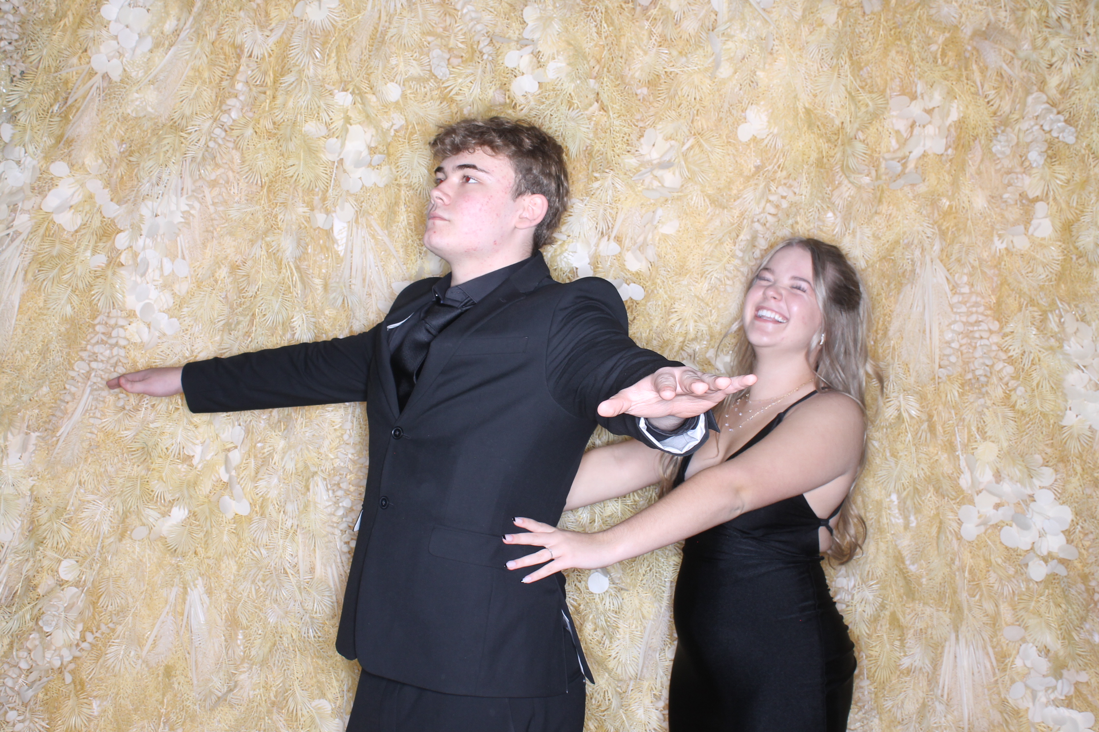 West Clermont 2025 Prom | View more photos from the event at gallery.photoboothcincy.com/u/PhotoBoothCincy/West-Clermont-2025-Prom