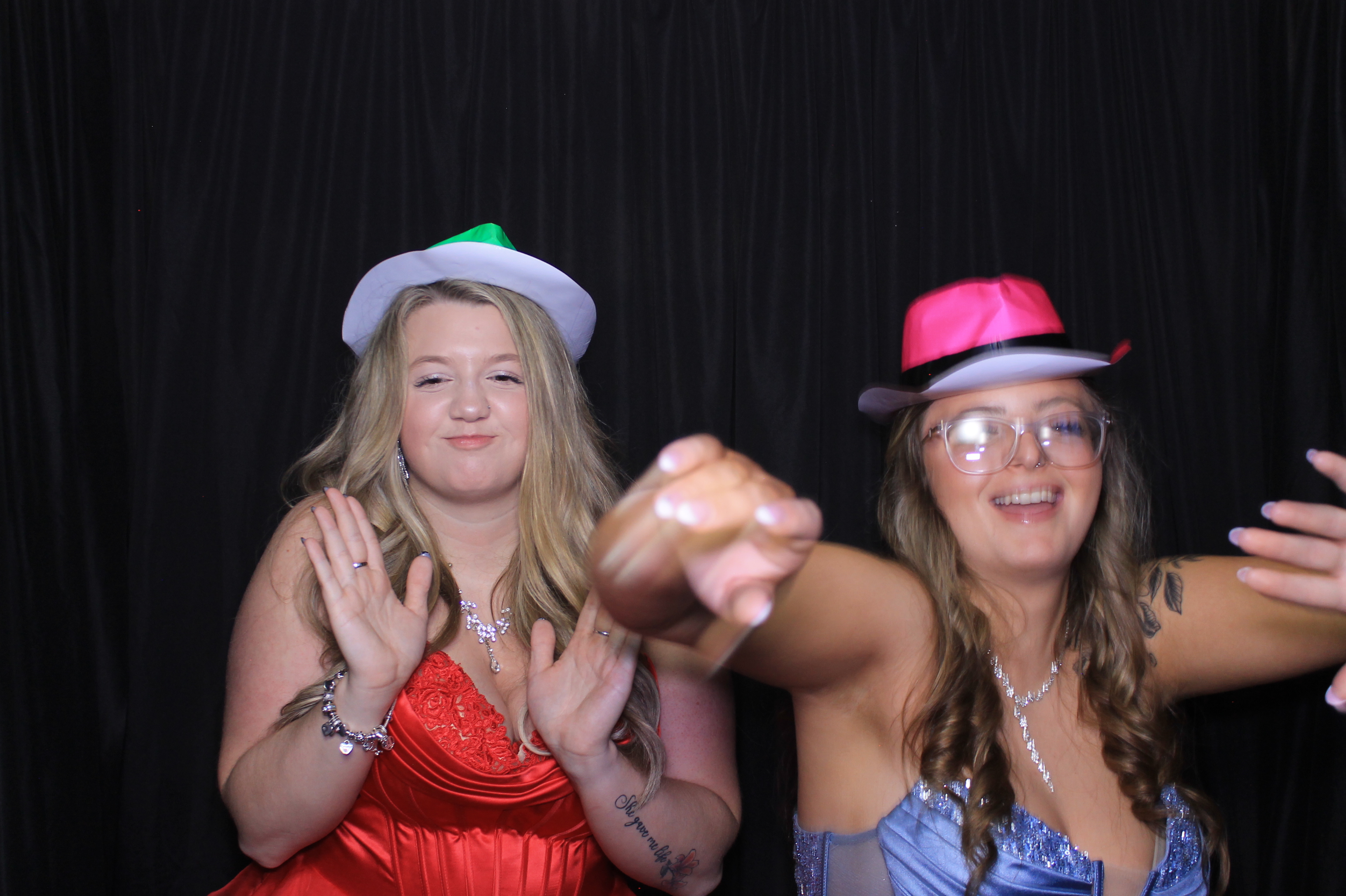 West Clermont 2025 Prom | View more photos from the event at gallery.photoboothcincy.com/u/PhotoBoothCincy/West-Clermont-2025-Prom