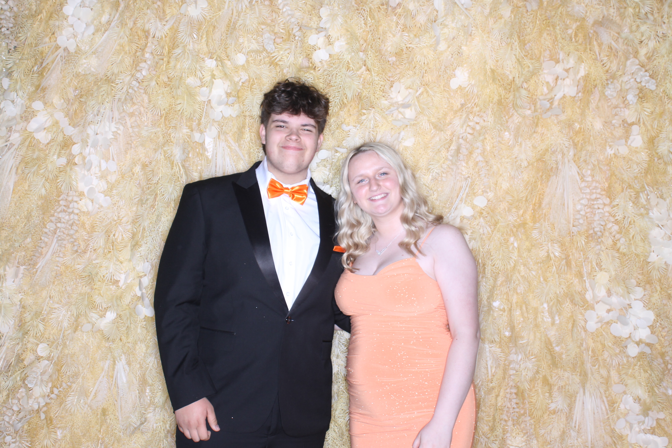 West Clermont 2025 Prom | View more photos from the event at gallery.photoboothcincy.com/u/PhotoBoothCincy/West-Clermont-2025-Prom