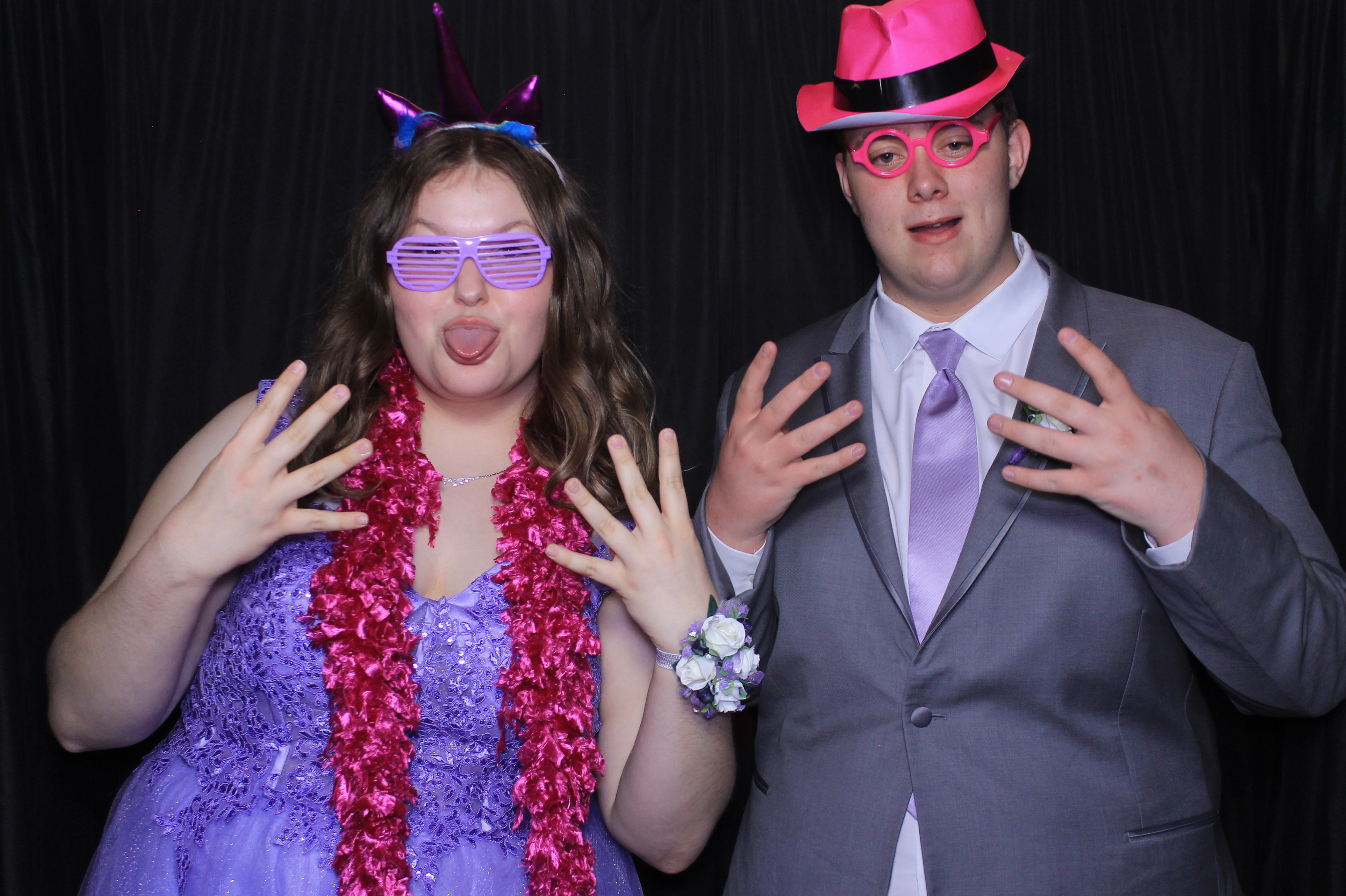 West Clermont 2025 Prom | View more photos from the event at gallery.photoboothcincy.com/u/PhotoBoothCincy/West-Clermont-2025-Prom