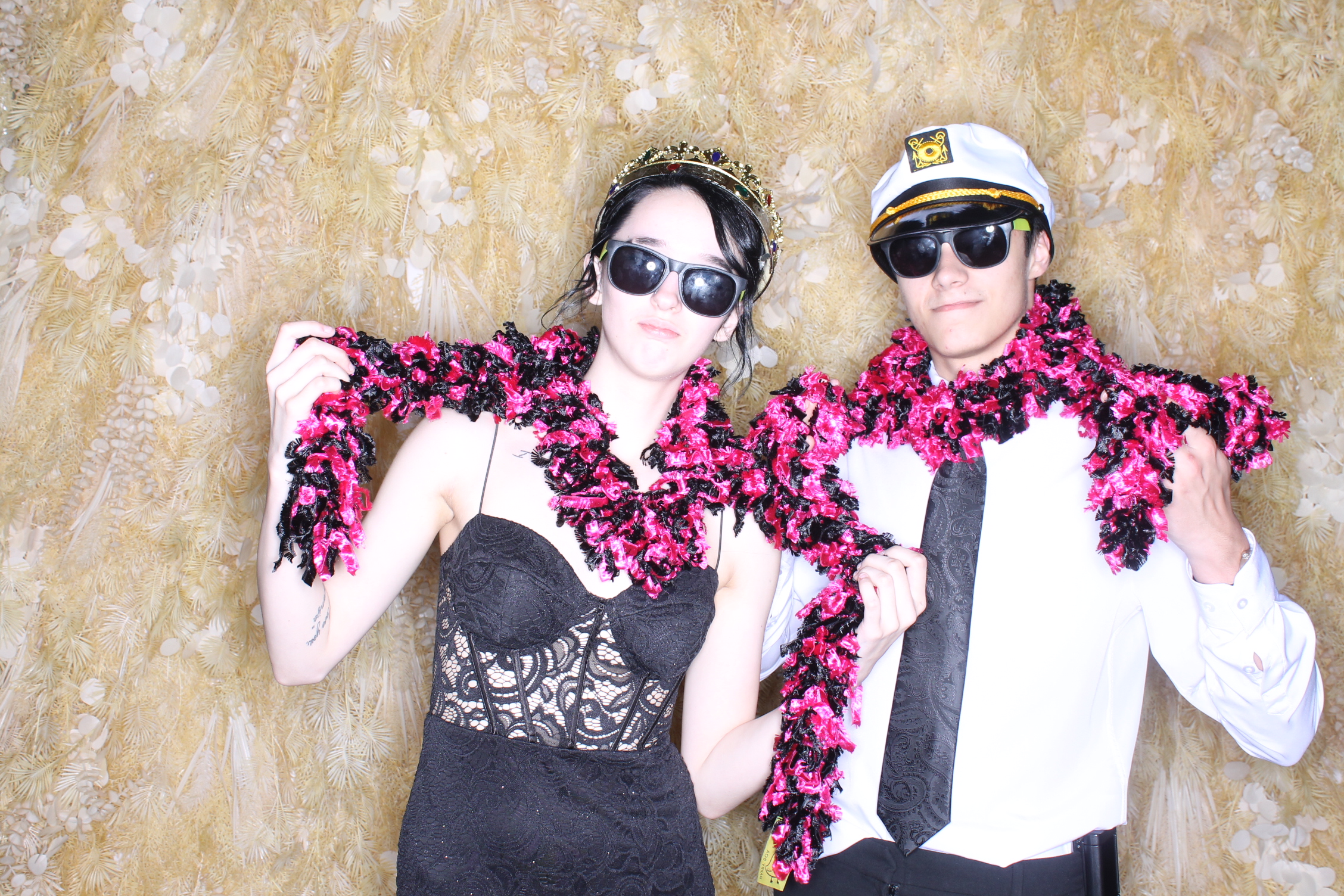 West Clermont 2025 Prom | View more photos from the event at gallery.photoboothcincy.com/u/PhotoBoothCincy/West-Clermont-2025-Prom
