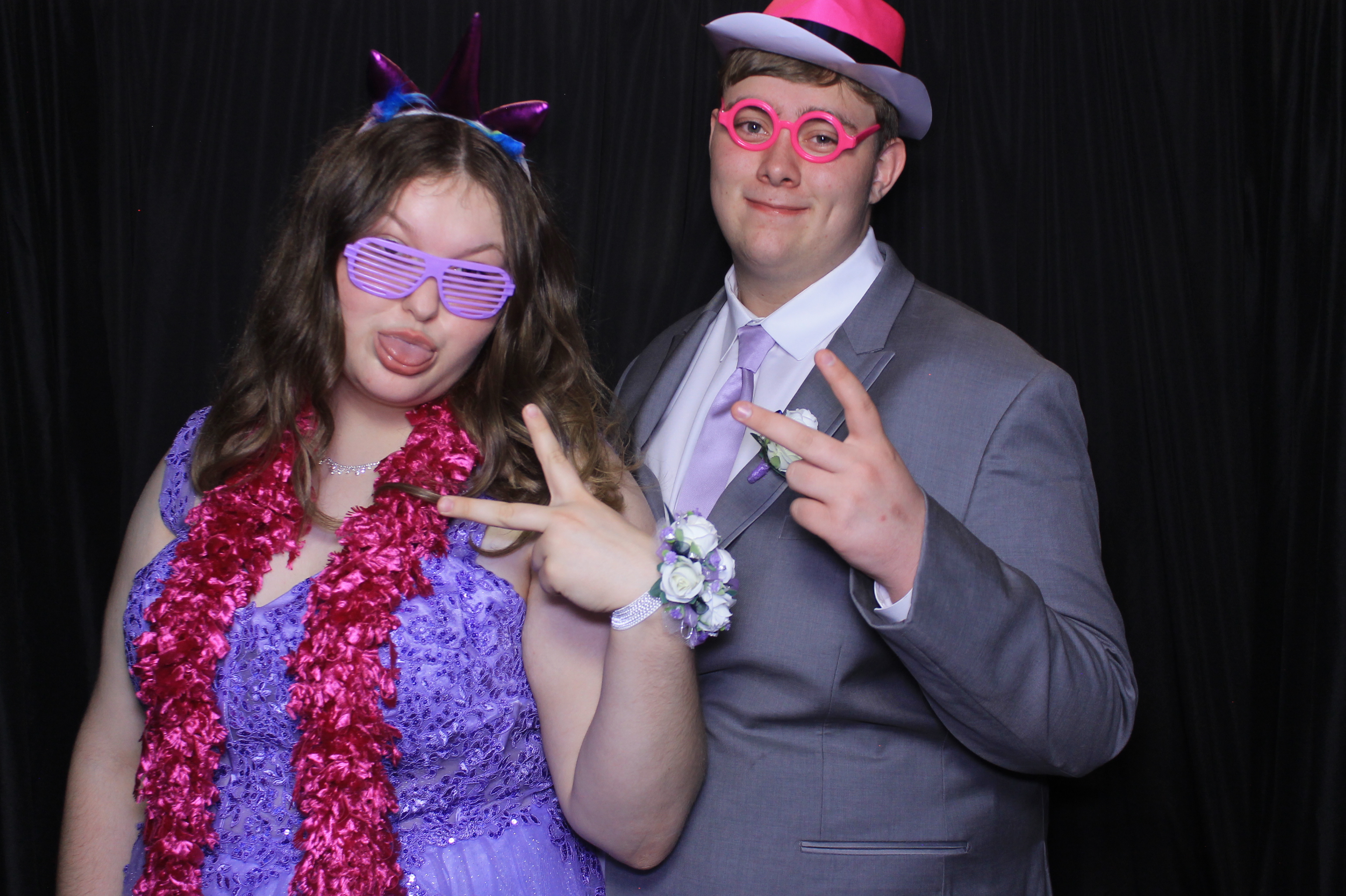 West Clermont 2025 Prom | View more photos from the event at gallery.photoboothcincy.com/u/PhotoBoothCincy/West-Clermont-2025-Prom