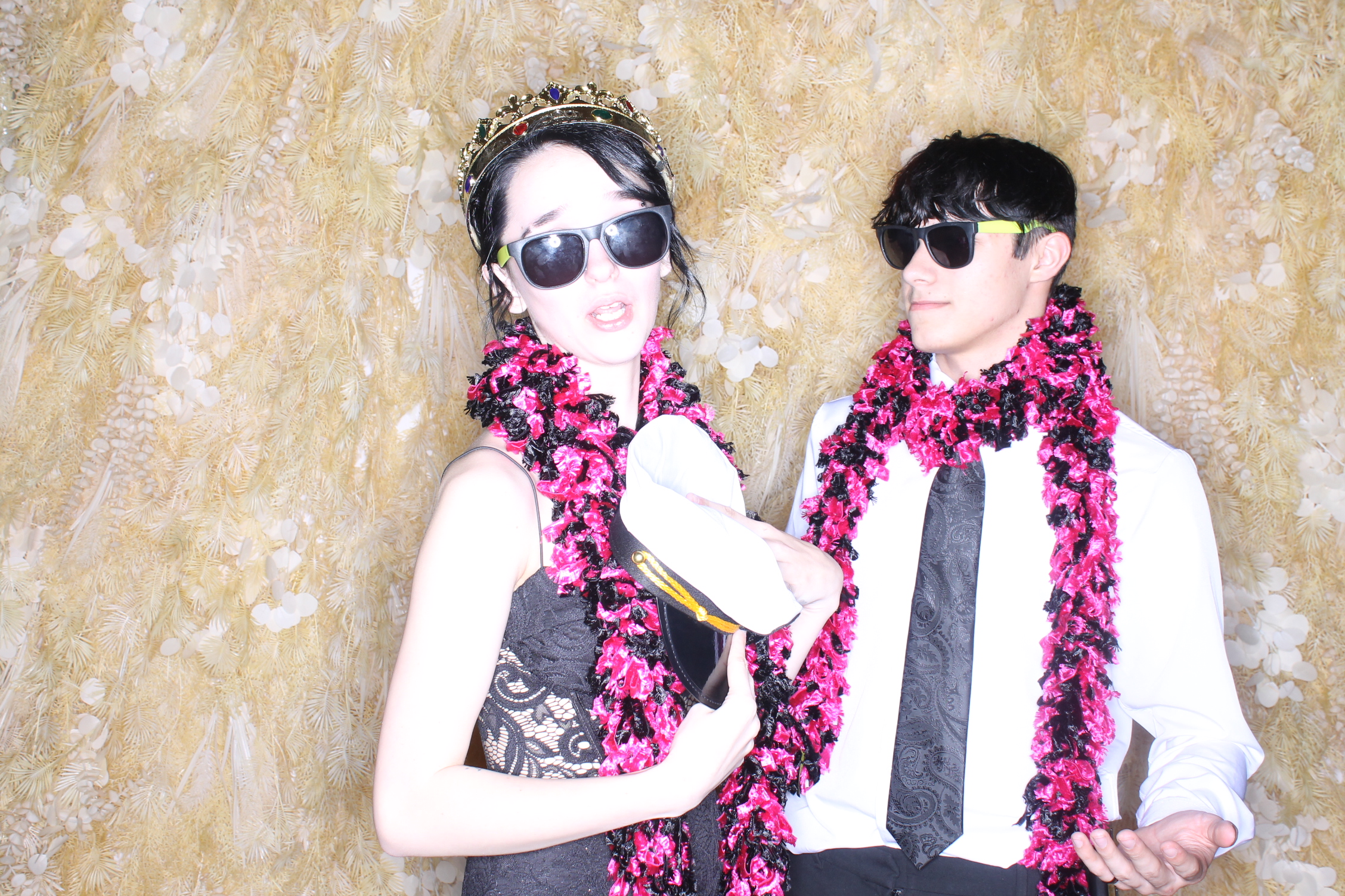West Clermont 2025 Prom | View more photos from the event at gallery.photoboothcincy.com/u/PhotoBoothCincy/West-Clermont-2025-Prom