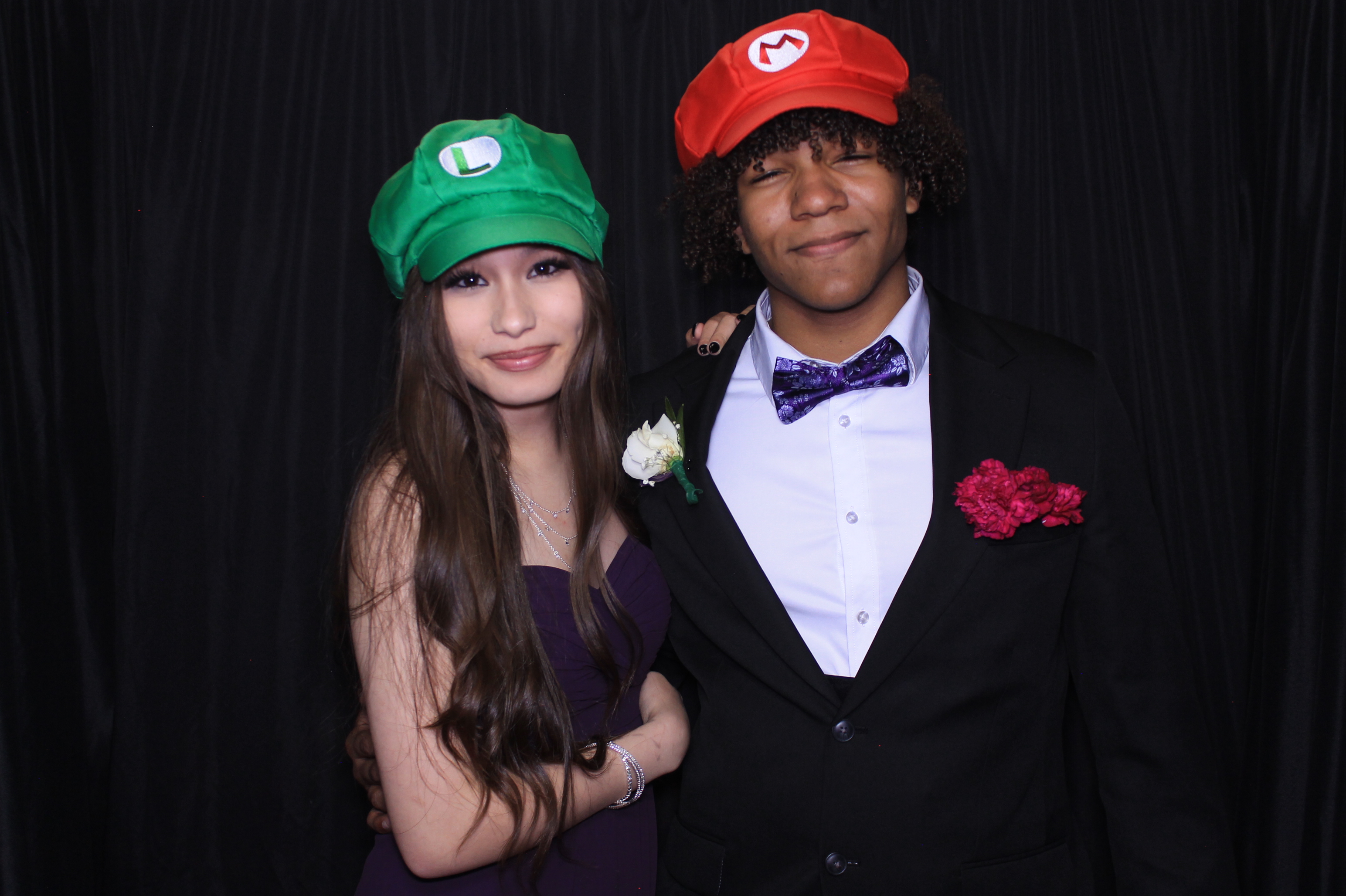 West Clermont 2025 Prom | View more photos from the event at gallery.photoboothcincy.com/u/PhotoBoothCincy/West-Clermont-2025-Prom