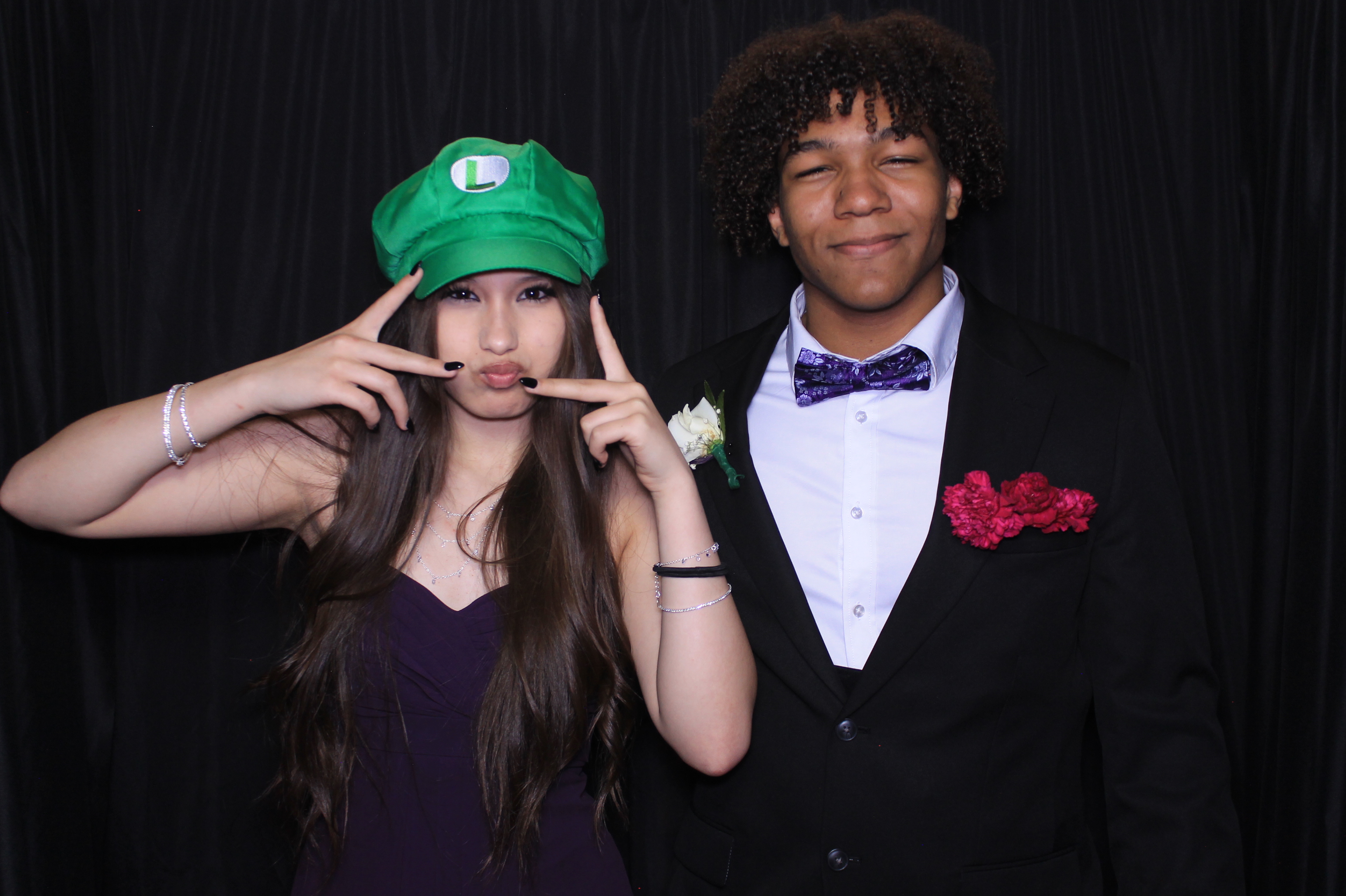 West Clermont 2025 Prom | View more photos from the event at gallery.photoboothcincy.com/u/PhotoBoothCincy/West-Clermont-2025-Prom