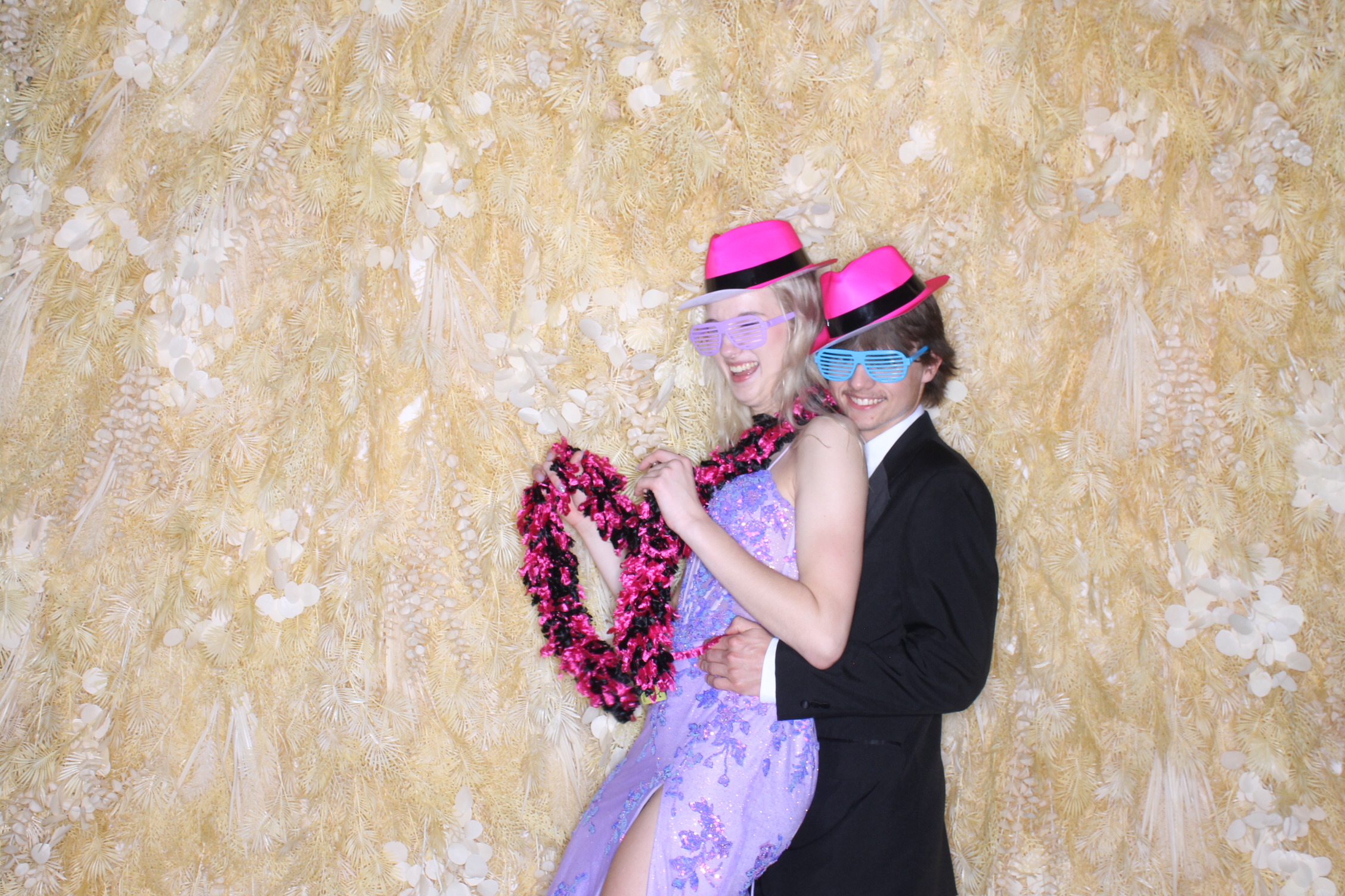 West Clermont 2025 Prom | View more photos from the event at gallery.photoboothcincy.com/u/PhotoBoothCincy/West-Clermont-2025-Prom