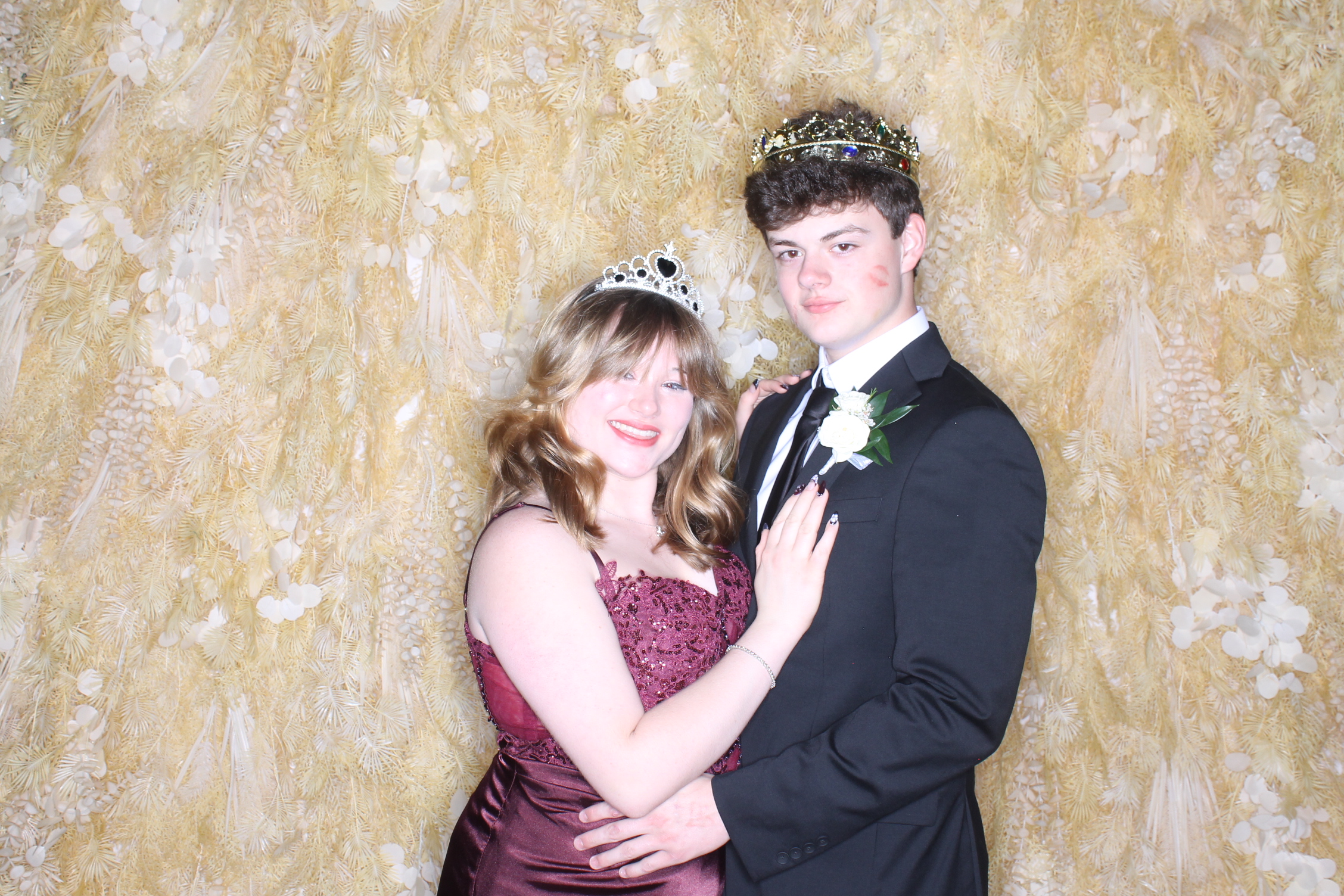 West Clermont 2025 Prom | View more photos from the event at gallery.photoboothcincy.com/u/PhotoBoothCincy/West-Clermont-2025-Prom