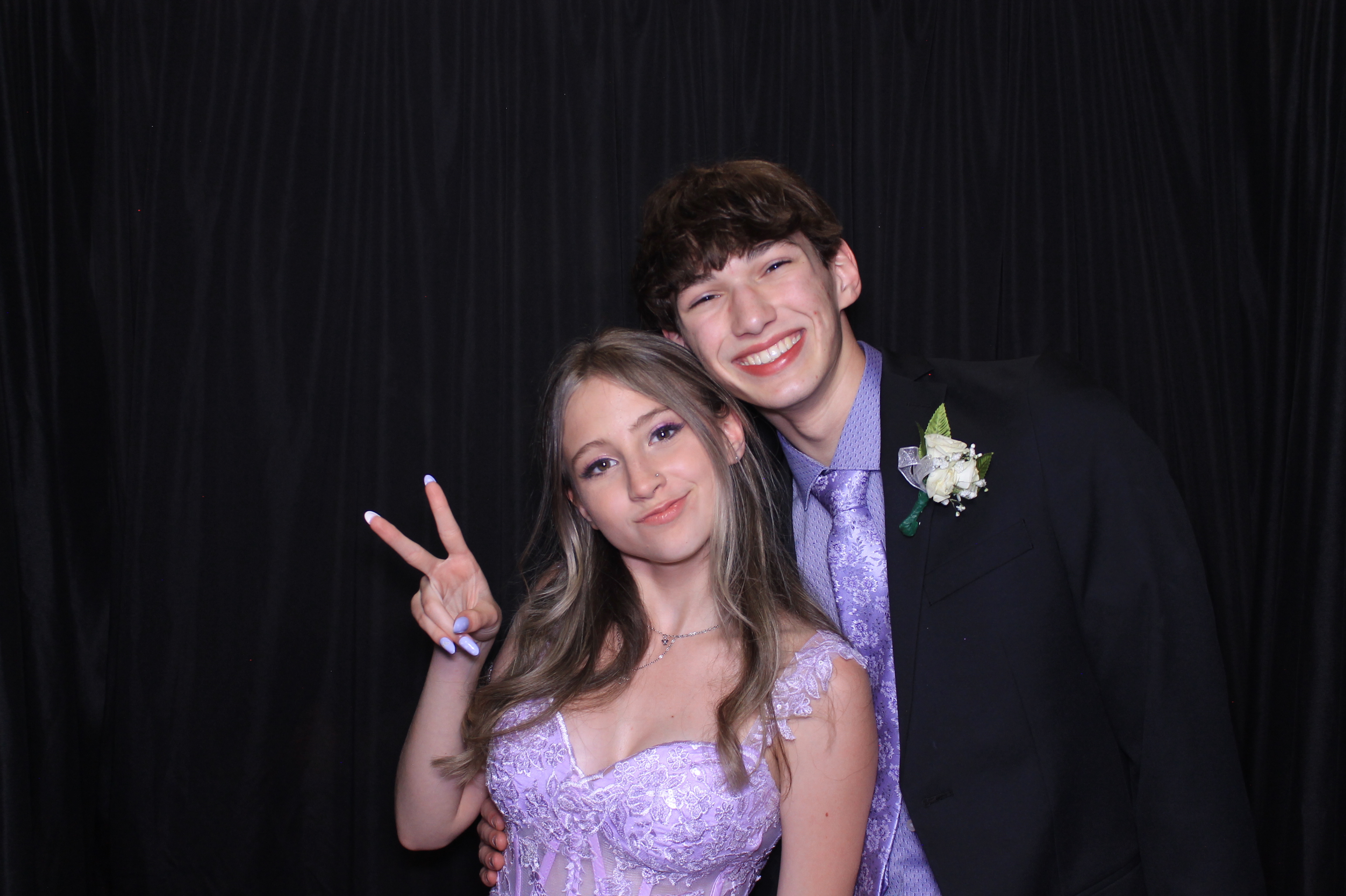 West Clermont 2025 Prom | View more photos from the event at gallery.photoboothcincy.com/u/PhotoBoothCincy/West-Clermont-2025-Prom