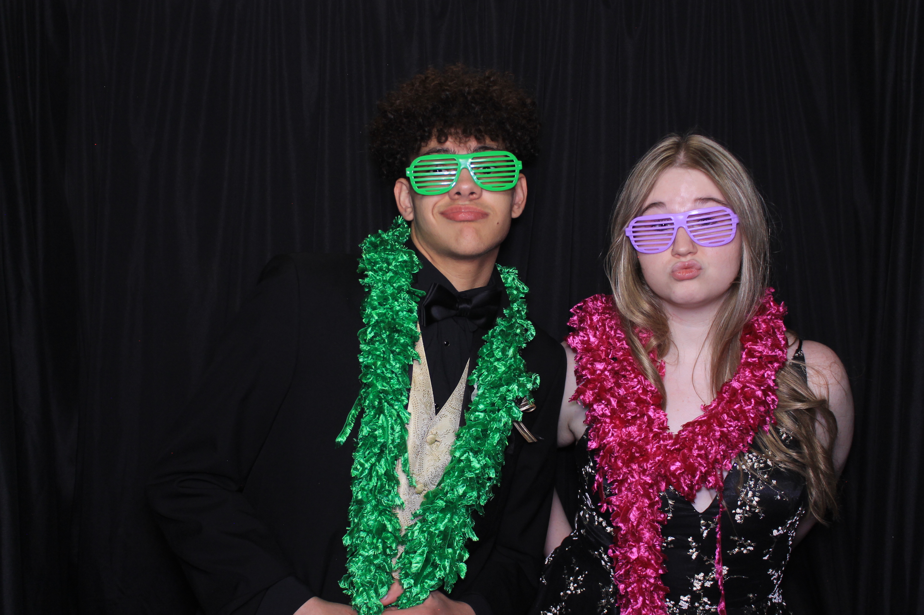 West Clermont 2025 Prom | View more photos from the event at gallery.photoboothcincy.com/u/PhotoBoothCincy/West-Clermont-2025-Prom