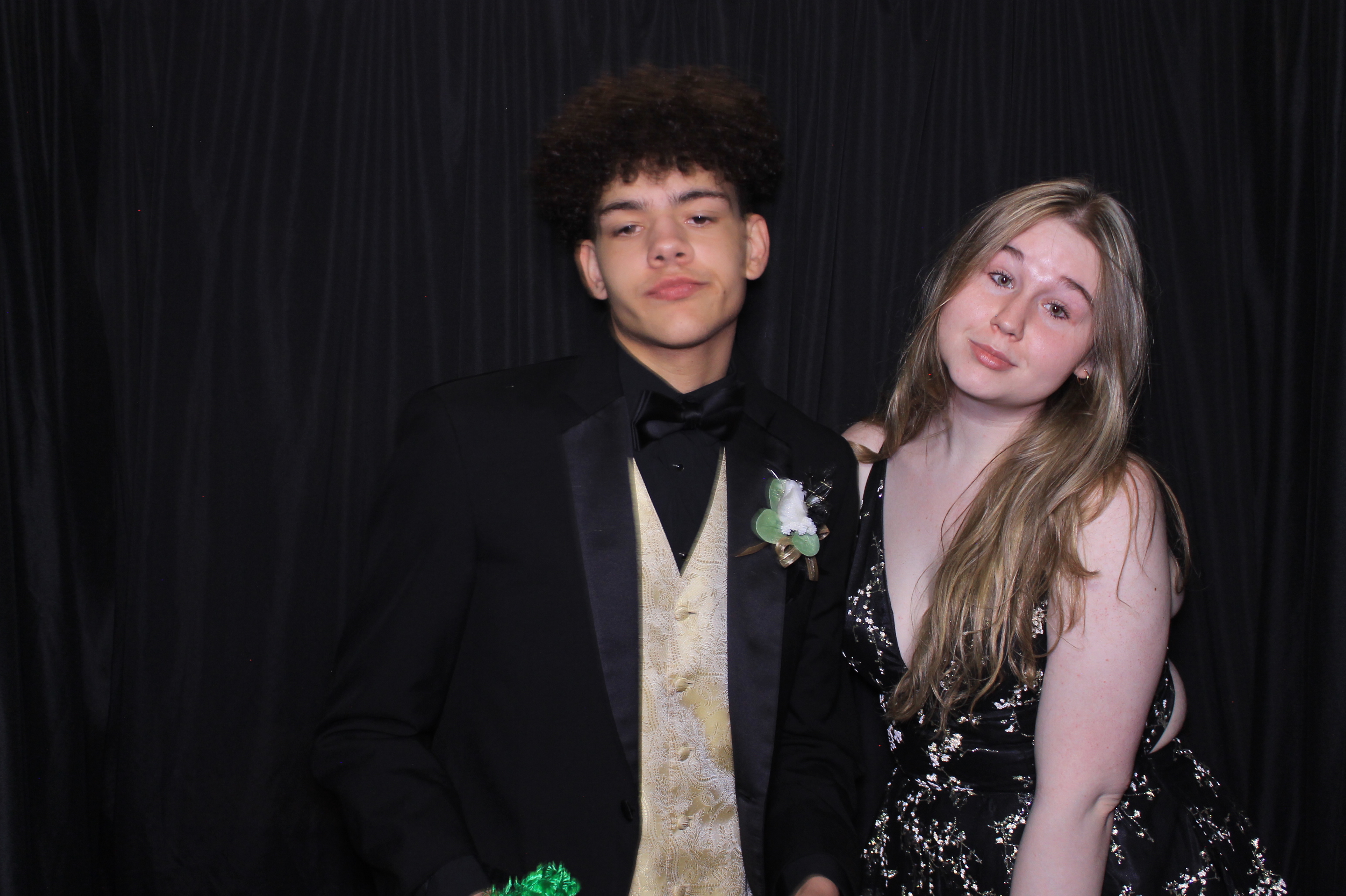 West Clermont 2025 Prom | View more photos from the event at gallery.photoboothcincy.com/u/PhotoBoothCincy/West-Clermont-2025-Prom