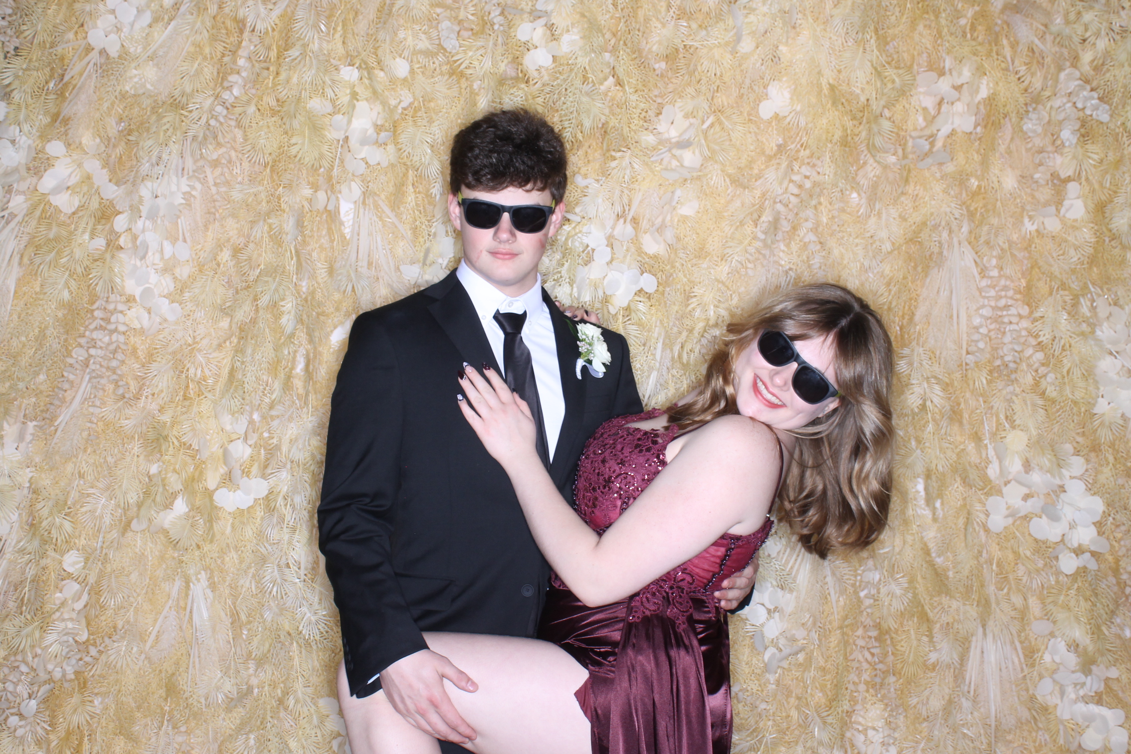 West Clermont 2025 Prom | View more photos from the event at gallery.photoboothcincy.com/u/PhotoBoothCincy/West-Clermont-2025-Prom
