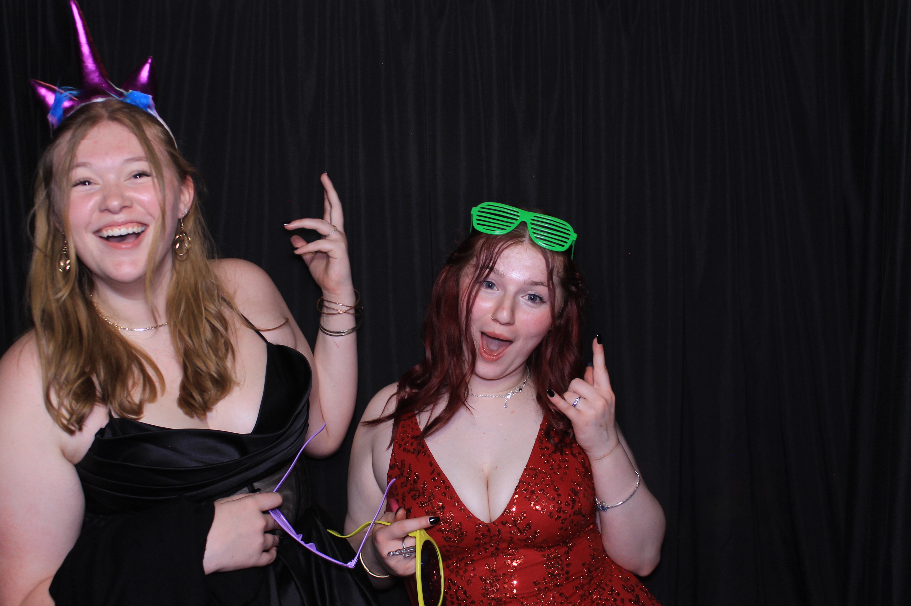 West Clermont 2025 Prom | View more photos from the event at gallery.photoboothcincy.com/u/PhotoBoothCincy/West-Clermont-2025-Prom