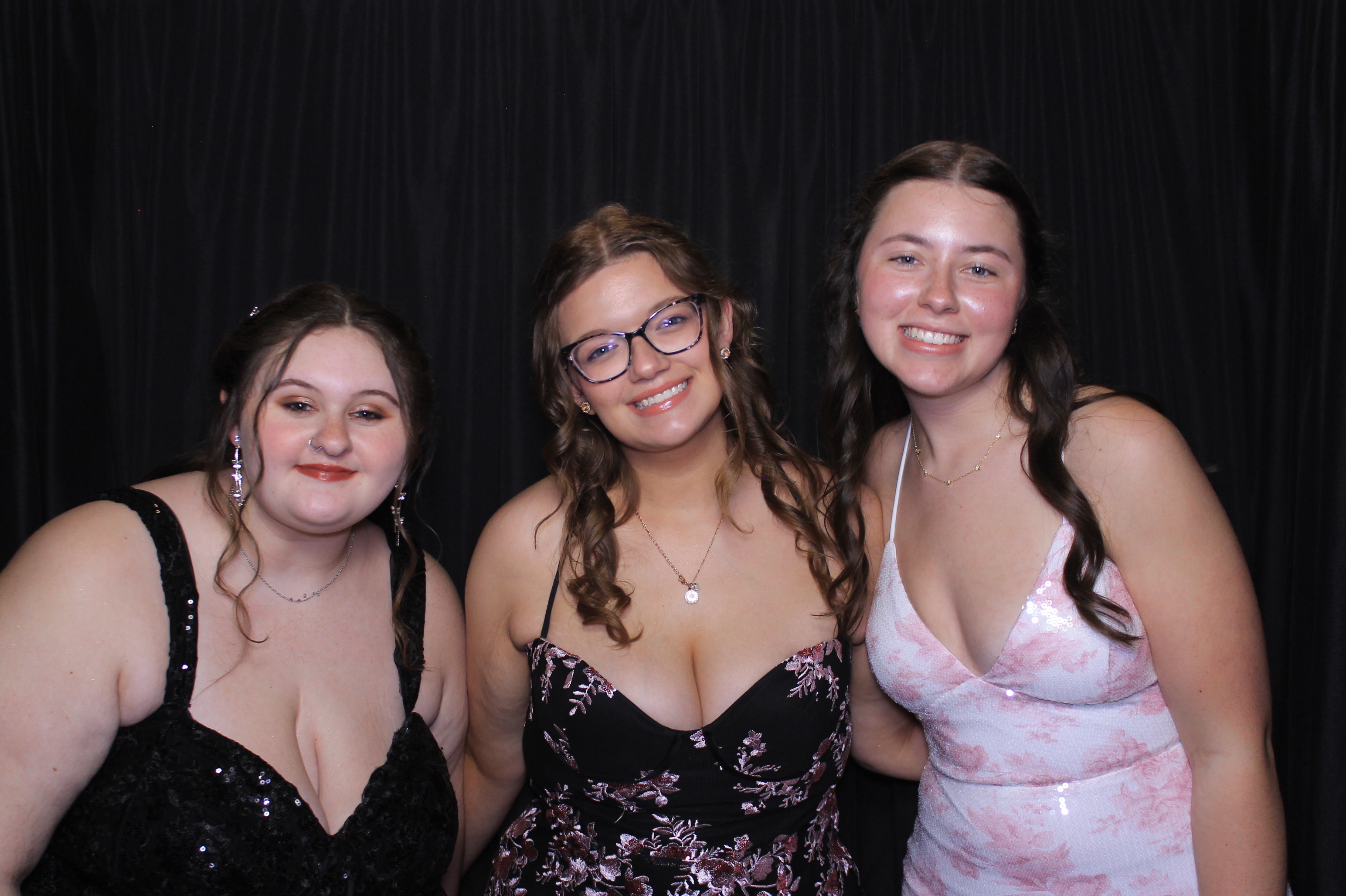 West Clermont 2025 Prom | View more photos from the event at gallery.photoboothcincy.com/u/PhotoBoothCincy/West-Clermont-2025-Prom