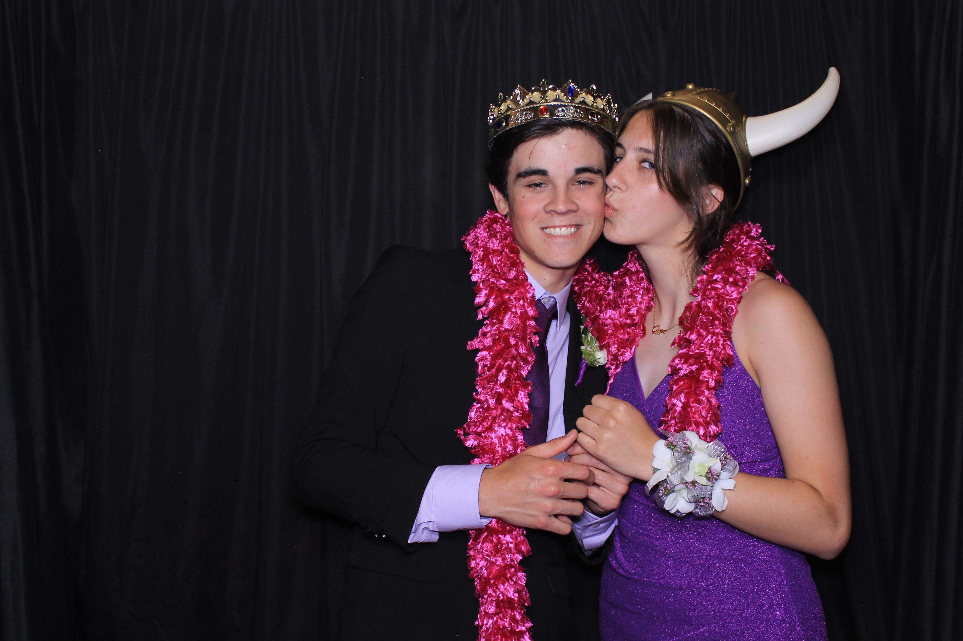 West Clermont 2025 Prom | View more photos from the event at gallery.photoboothcincy.com/u/PhotoBoothCincy/West-Clermont-2025-Prom