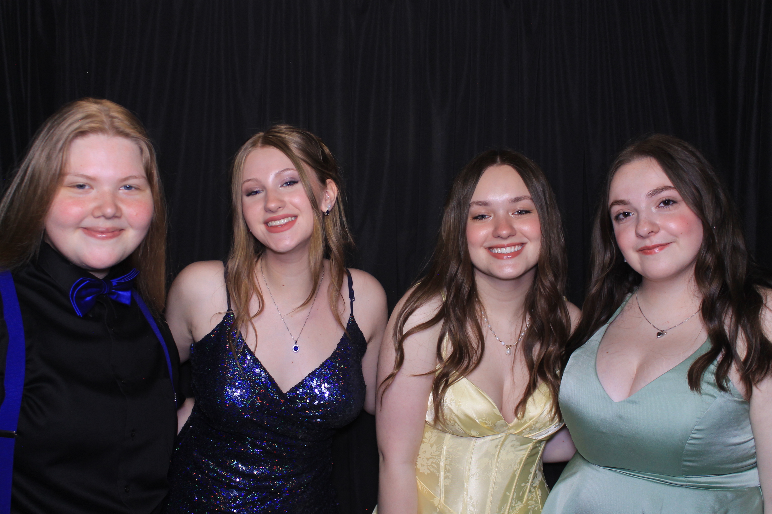 West Clermont 2025 Prom | View more photos from the event at gallery.photoboothcincy.com/u/PhotoBoothCincy/West-Clermont-2025-Prom